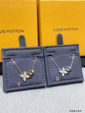 LV Two Flower Necklace