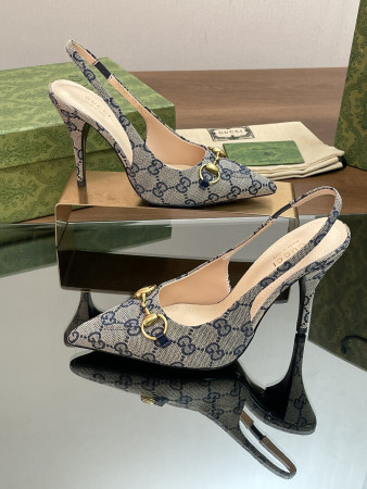 ua G*u*i women's gg canvas slingback pump