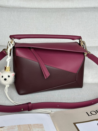 L0ew* small puzzle bag in classic calfskin 24x10.5x16.5cm