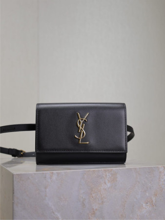 Y*L kate belt bag in grain de poudre-embossed leather 18x12x4.5cm