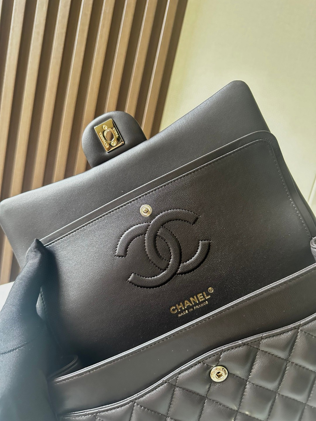 Ch*el classic handbag gold metal 15.5×25.5×6.5cm
