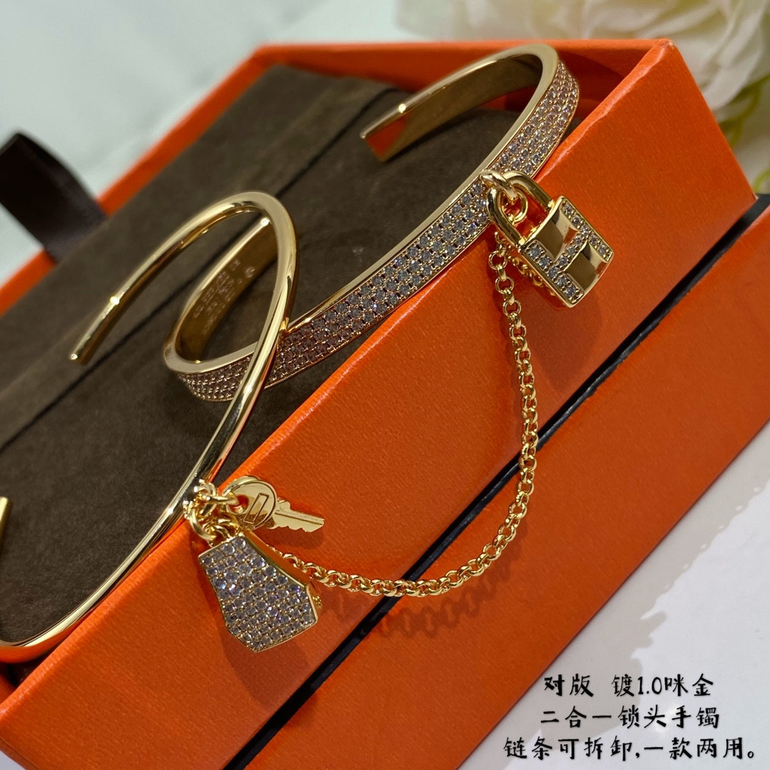 H**mes two-in-one padlock bracelet