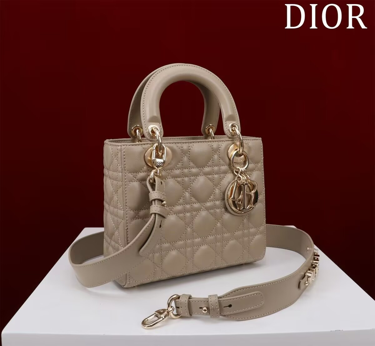 small lady D*or my abcD*or bag 20 x 17 x 8 cm