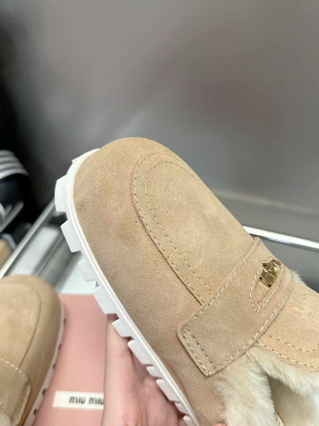 UA Miu Miu Slides