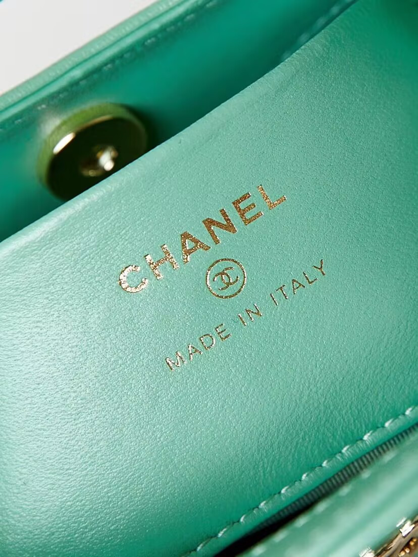 Ch*el 31 nano bag 17.5x20x5cm