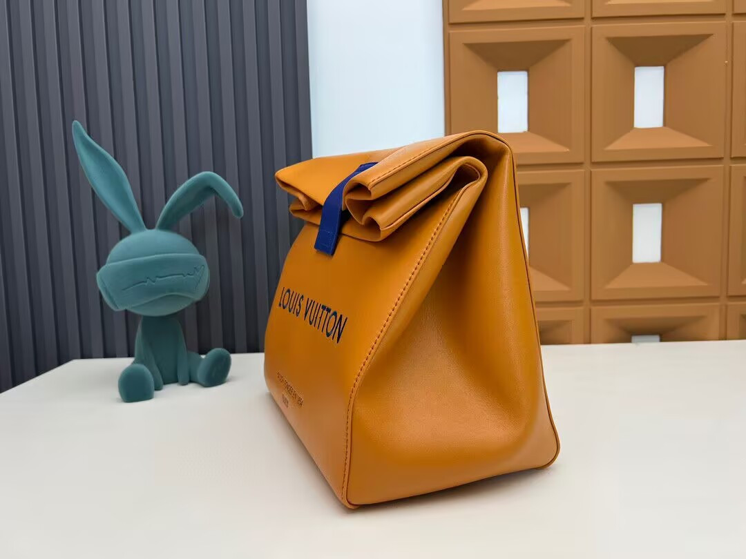LV Sandwich Bag M24578 27 x 17 x 30 cm