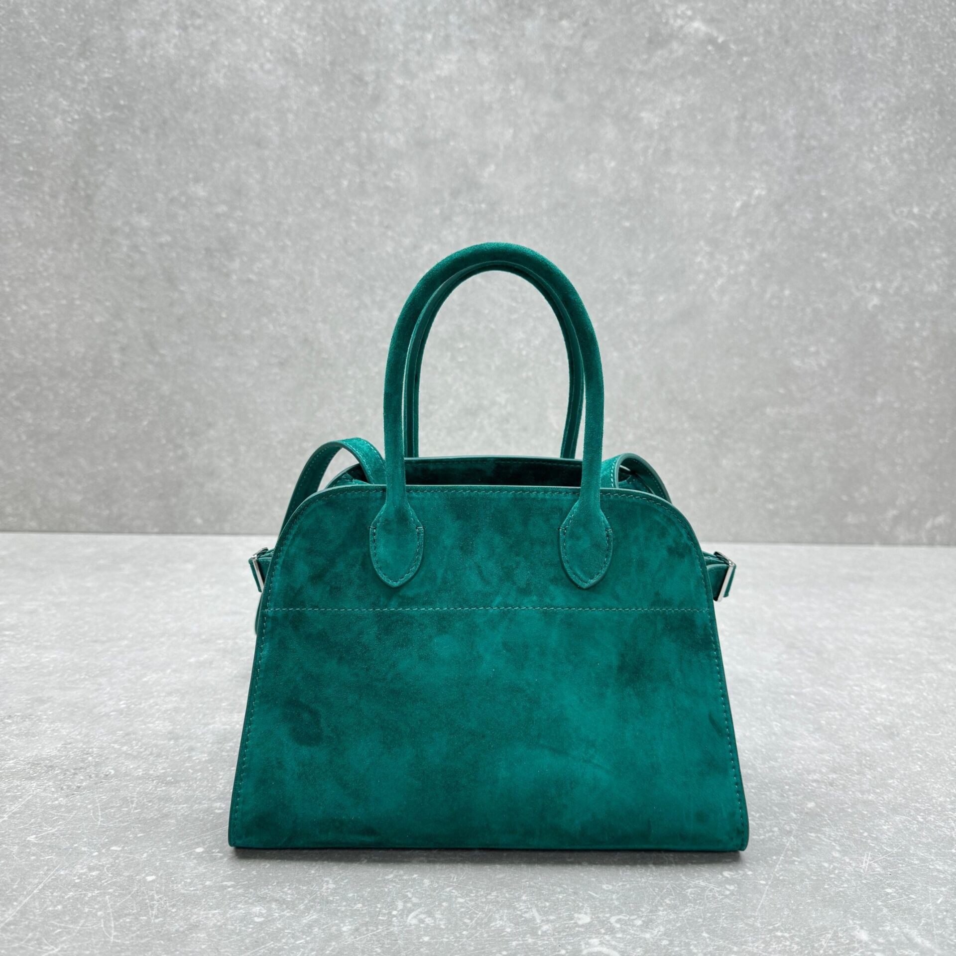 T*e R0w soft margaux 10 bag 26x17.5x21cm
