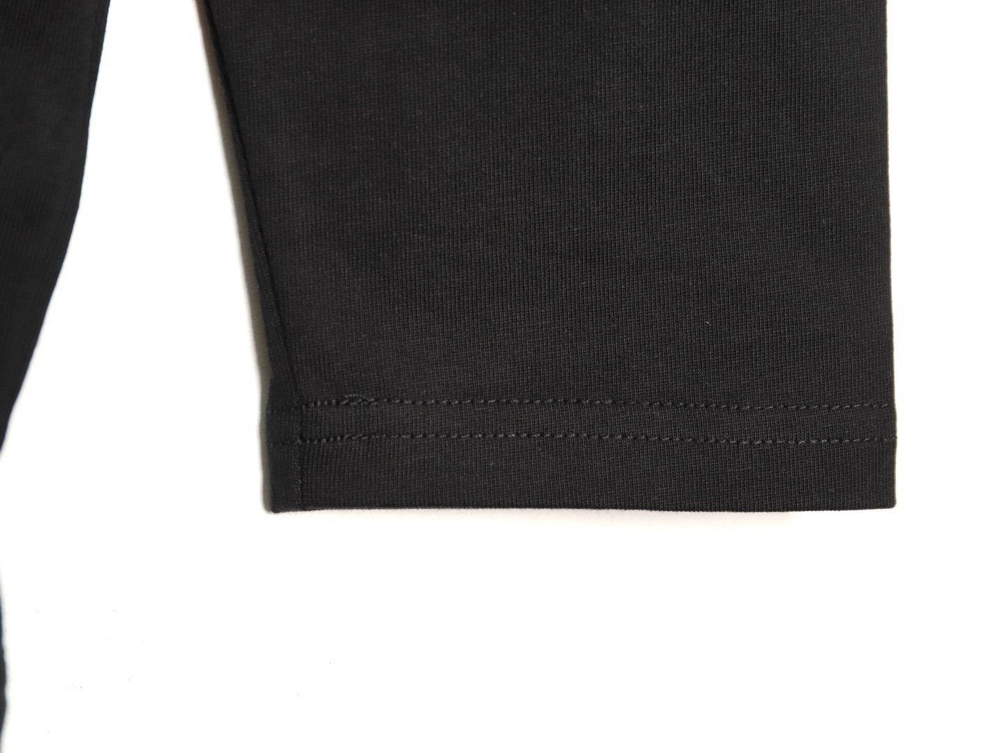 B**rry 25ss long-sleeved t-shirt