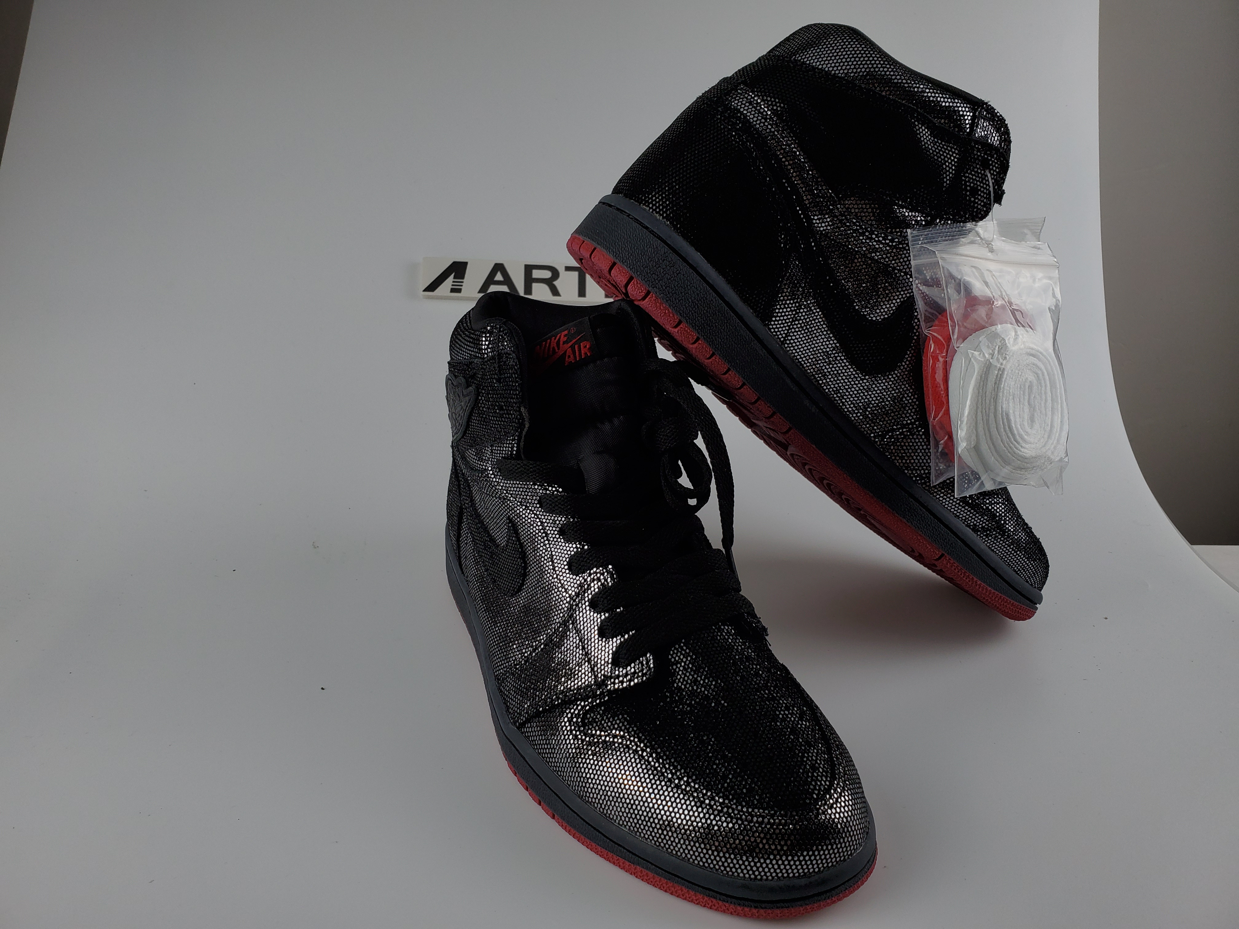 Jordan 1 Retro High SP Gina (Regular Box)