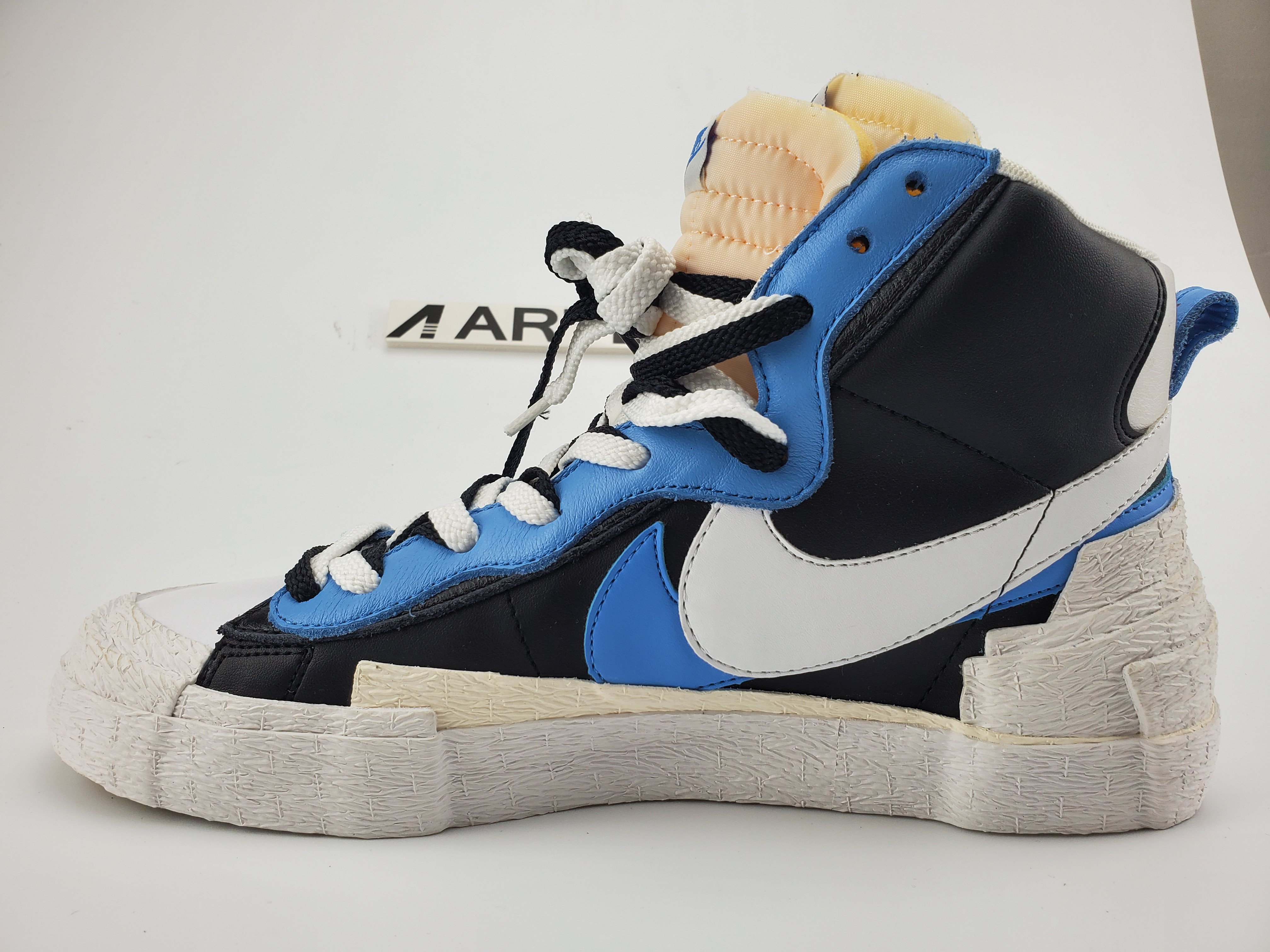 Nike Blazer High sacai White Black Legend Blue