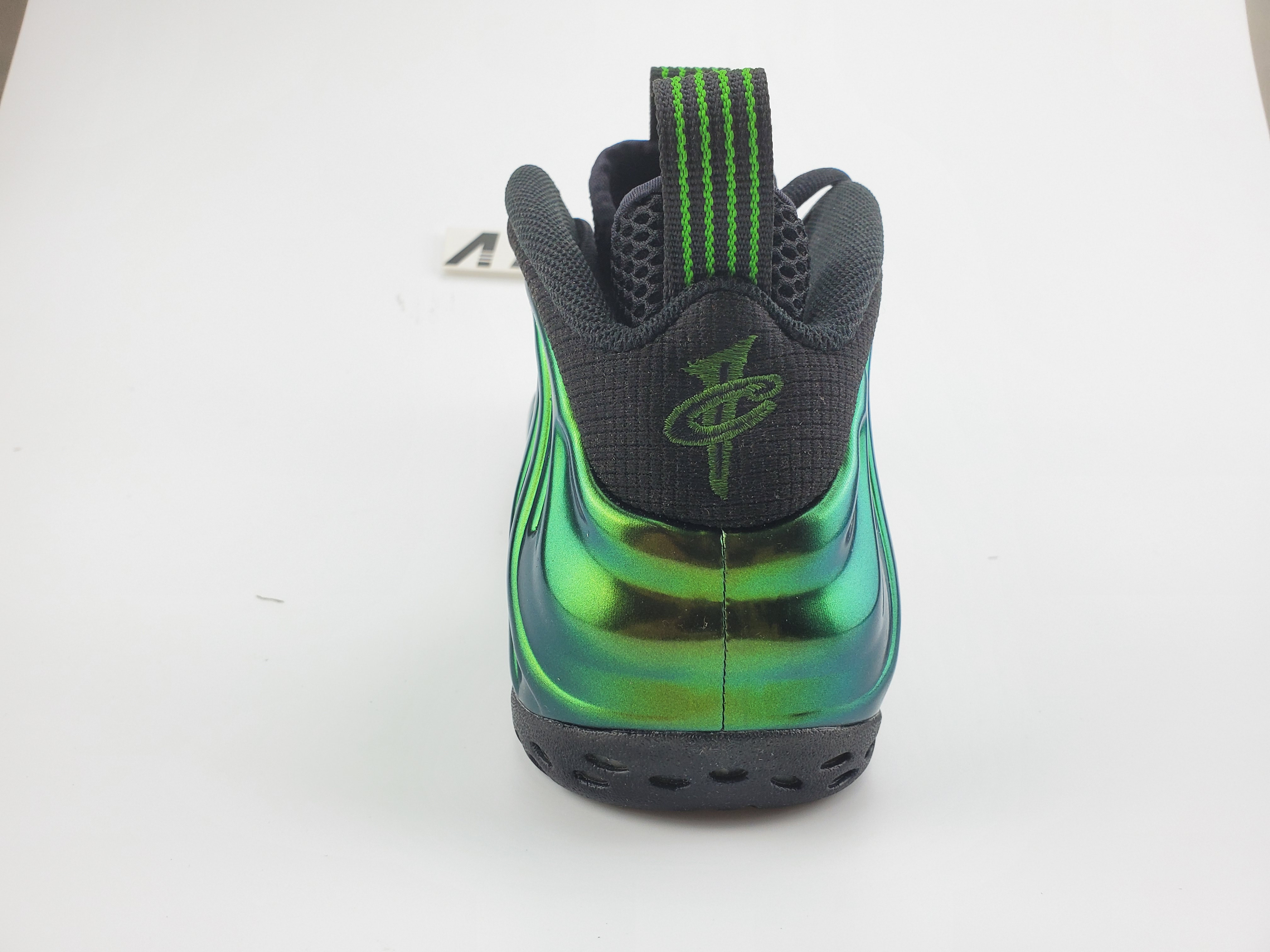 Nike Air Foamposite One "Metallic Green"