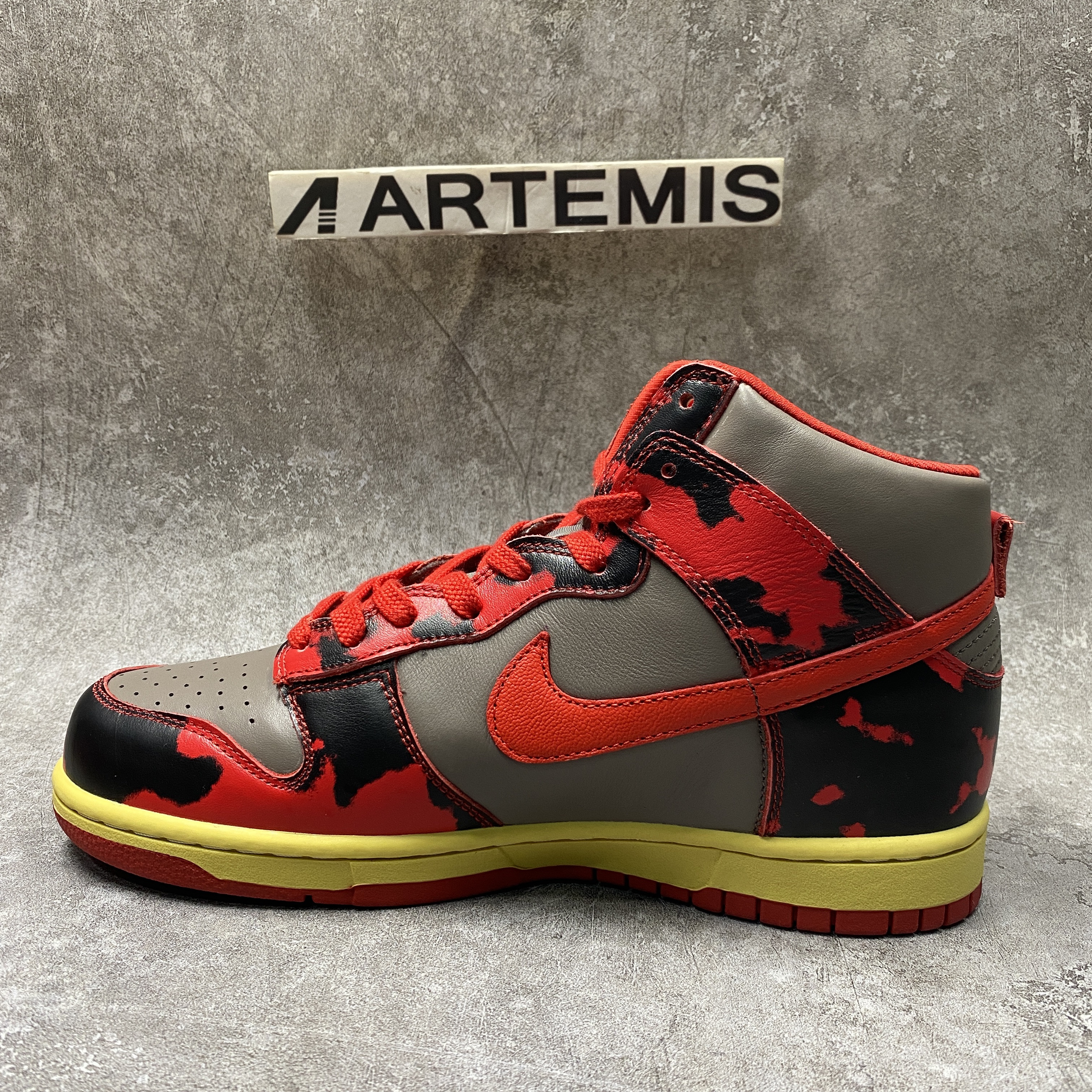 Nike Dunk High 1985 Red Acid Wash