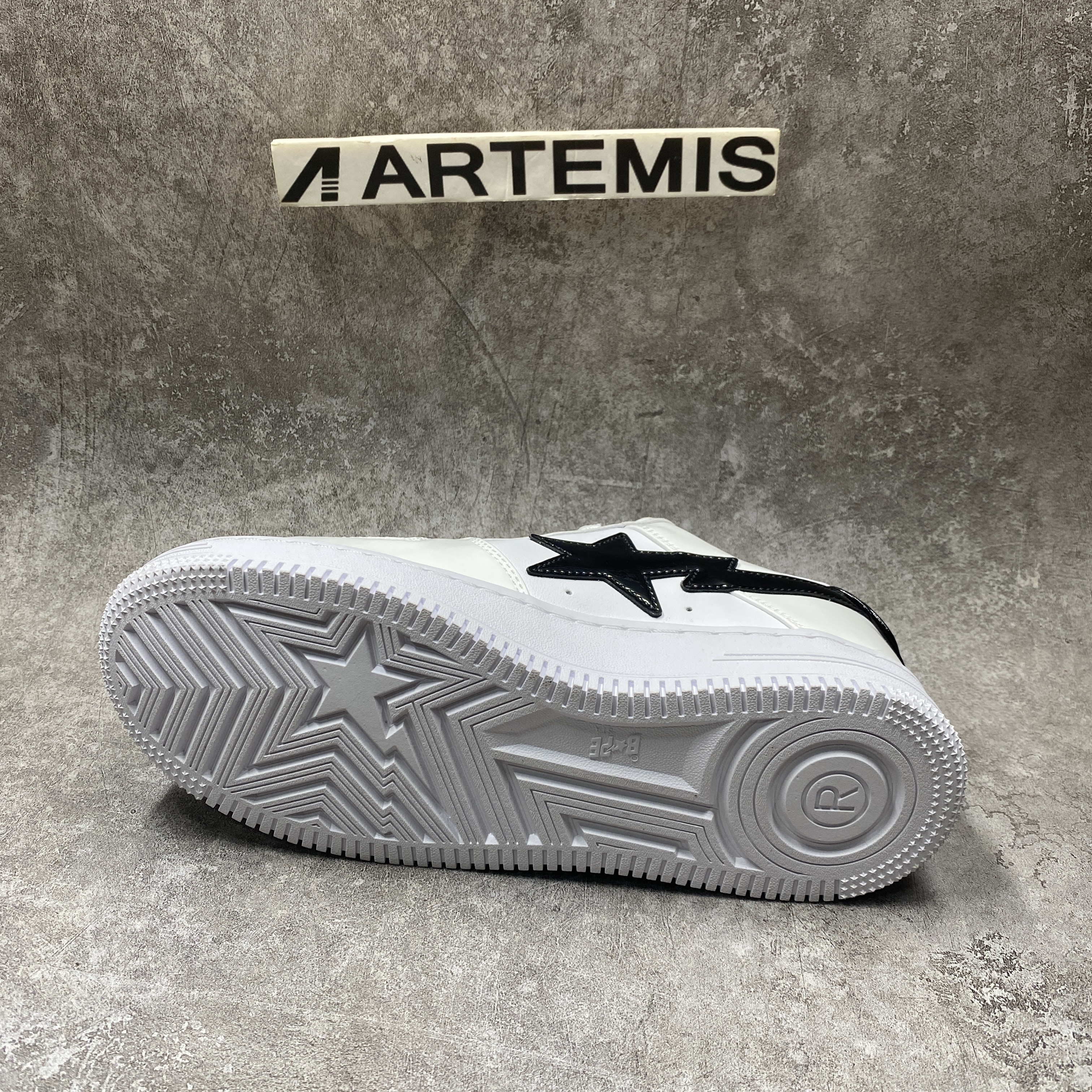 BP Sta  Low White Black