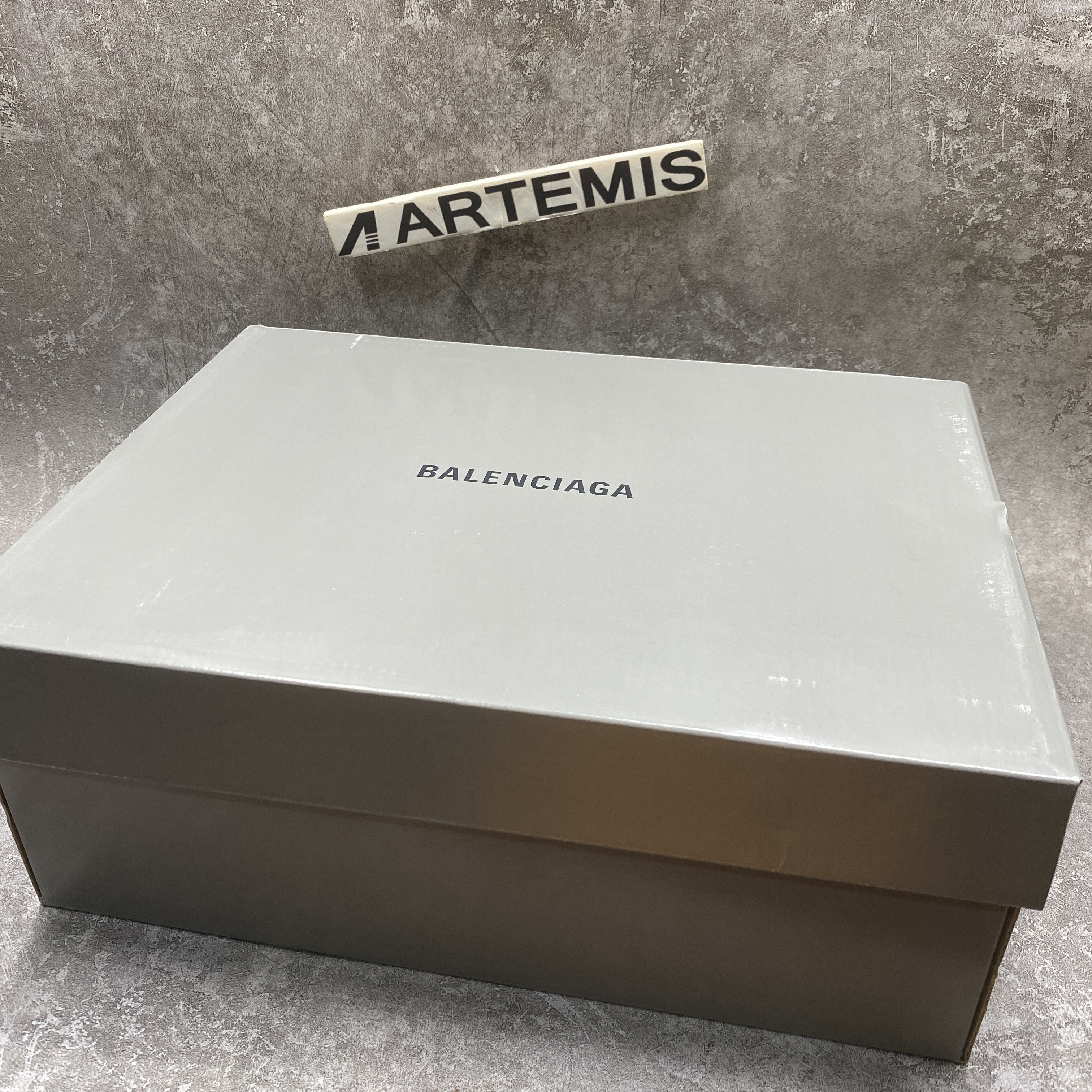 Balenciga Triple S Light Yellow