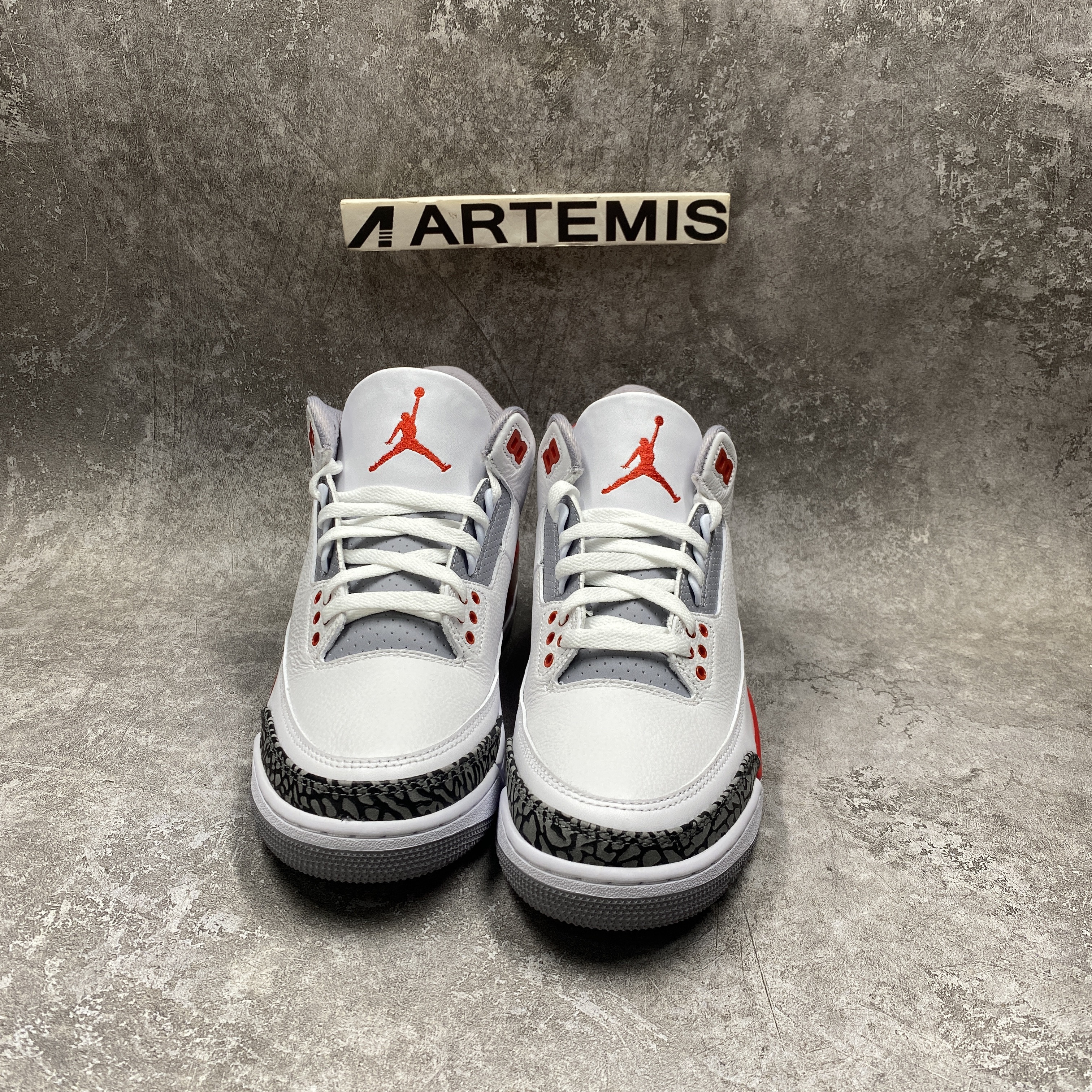 Air Jordan 3 OG “Fire Red” 2022