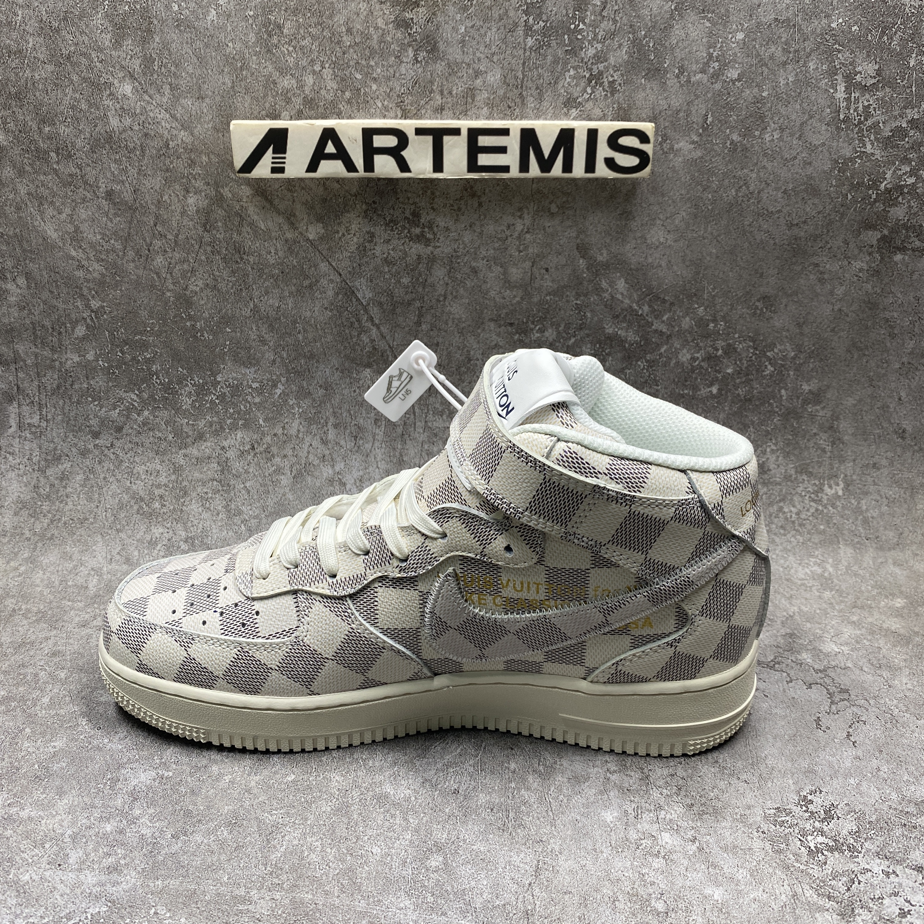 1V x Nike Air Force 1 Mid By Virgil Abloh Graffiti