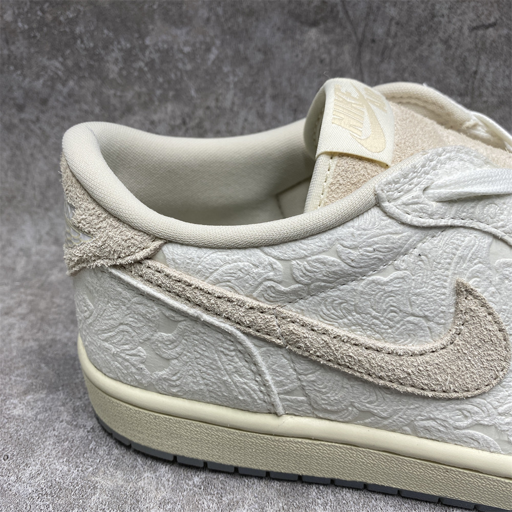 CHRIS PAUL X AIR JORDAN 1 RETRO LOW OG 