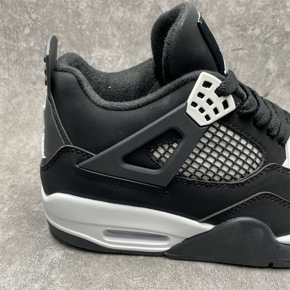 AIR JORDAN 4 RETRO BLACK