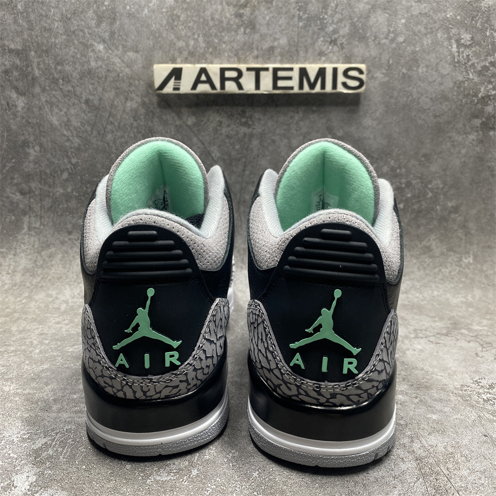 AIR JORDAN 3 RETRO 