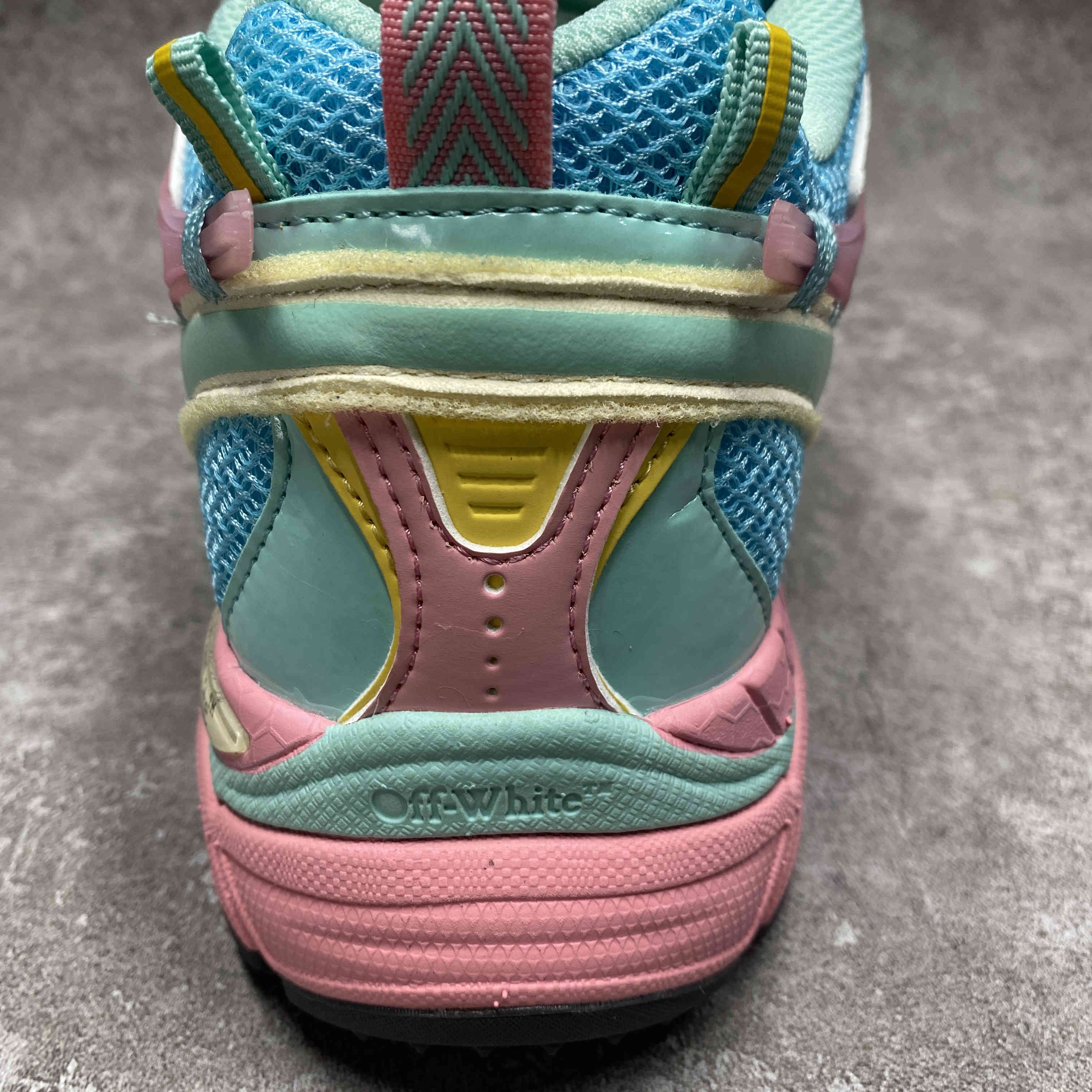 UA Off-White "BE RIGHT BACK"
