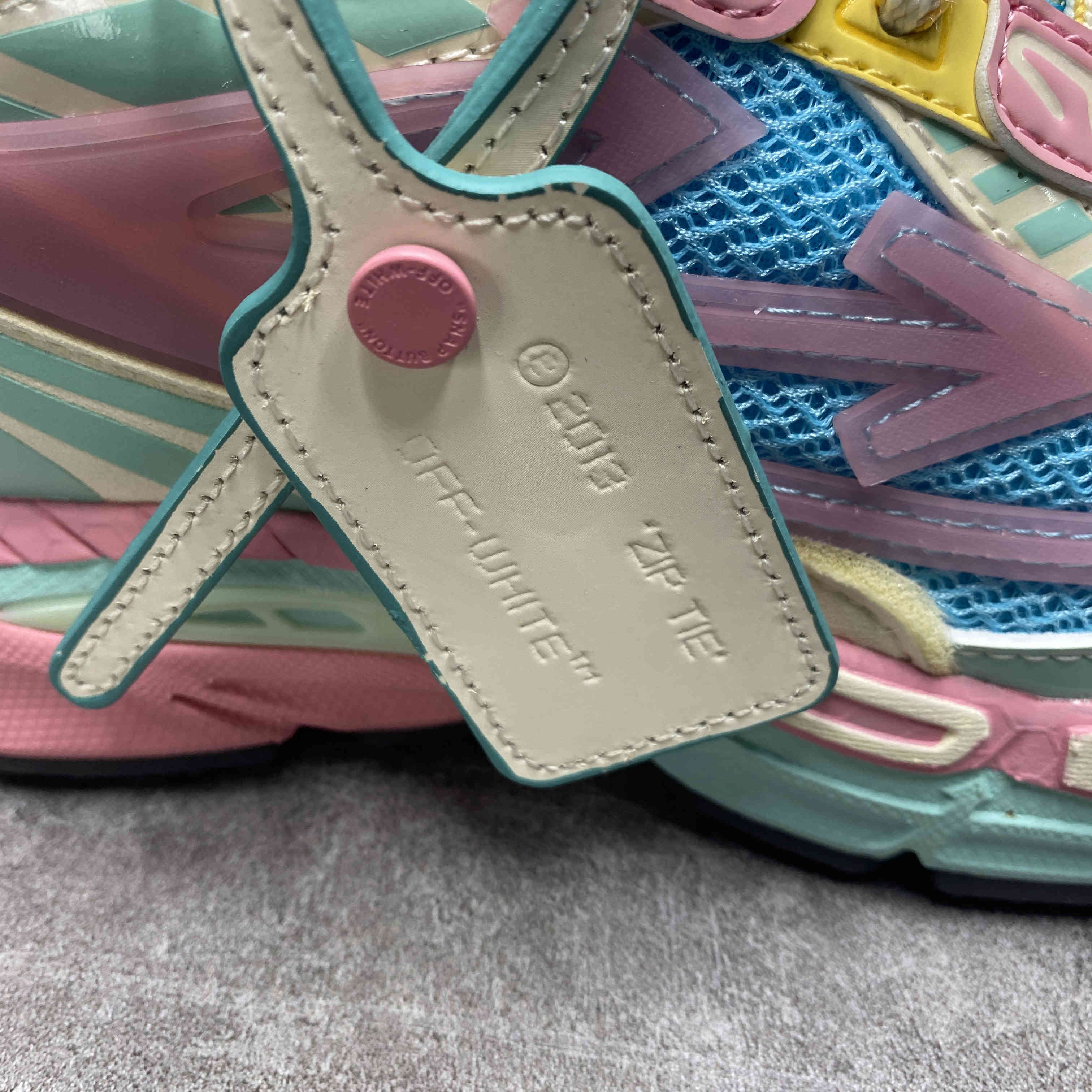 UA Off-White "BE RIGHT BACK"