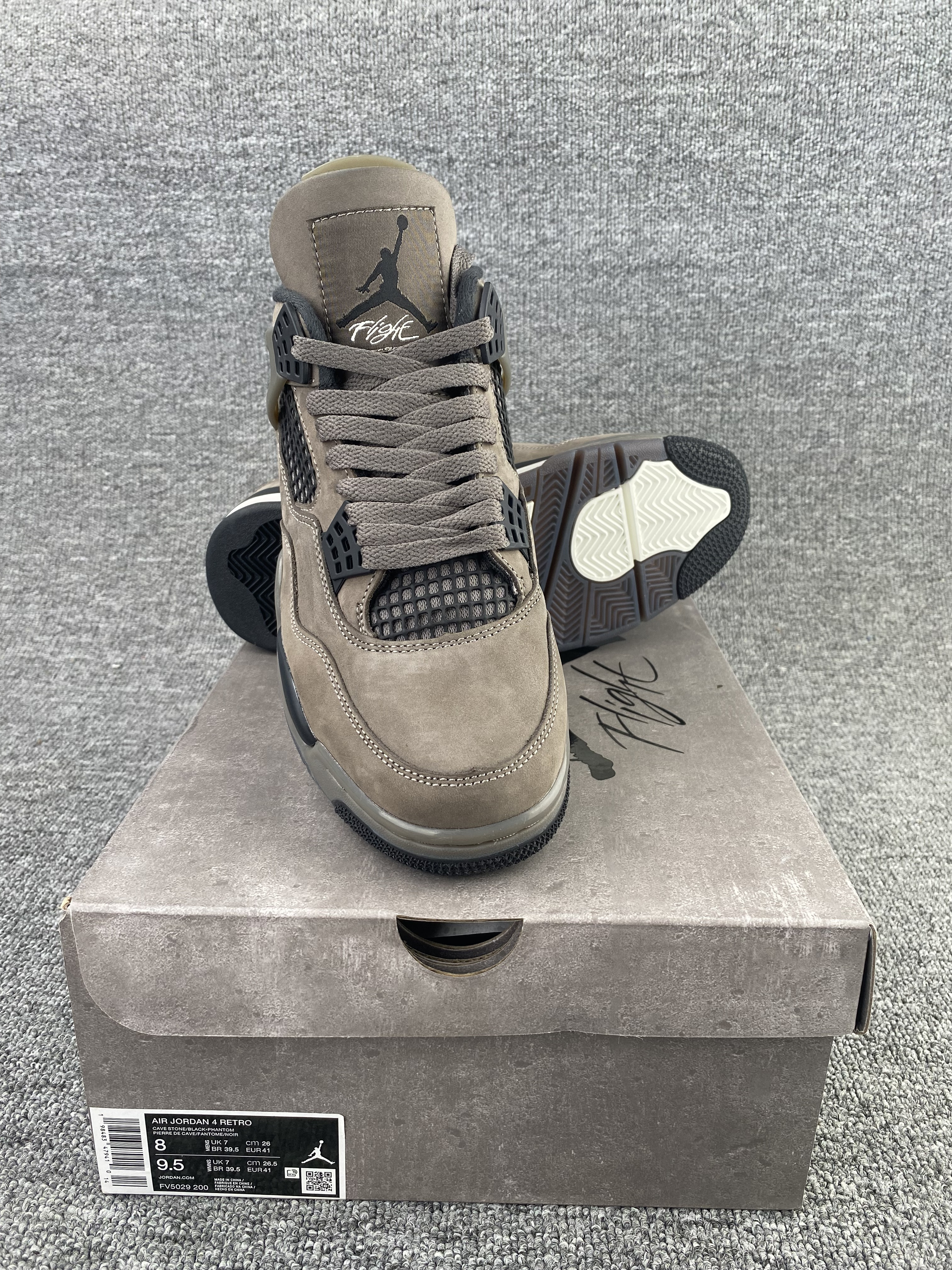UA Air Jordan 4 Retro