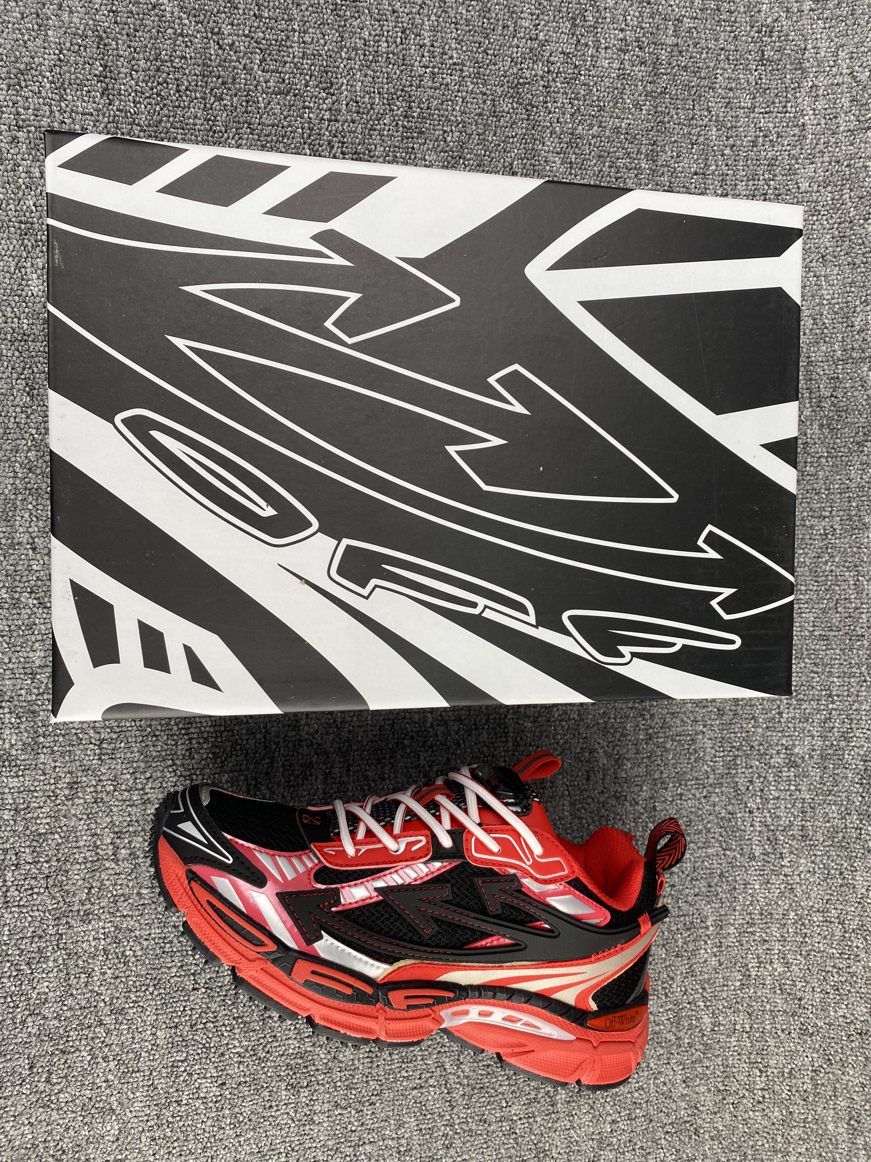 UA Off-White "BE RIGHT BACK"