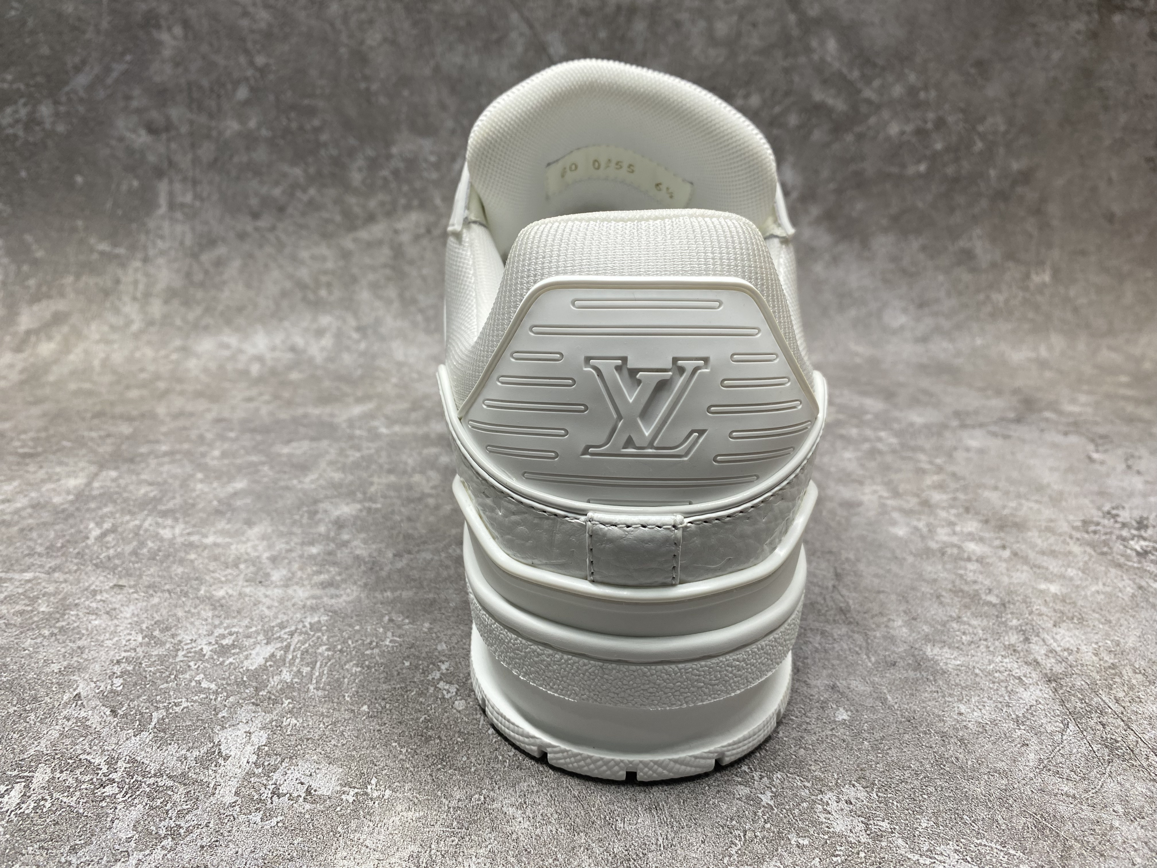 UA LV trainer Sneakers