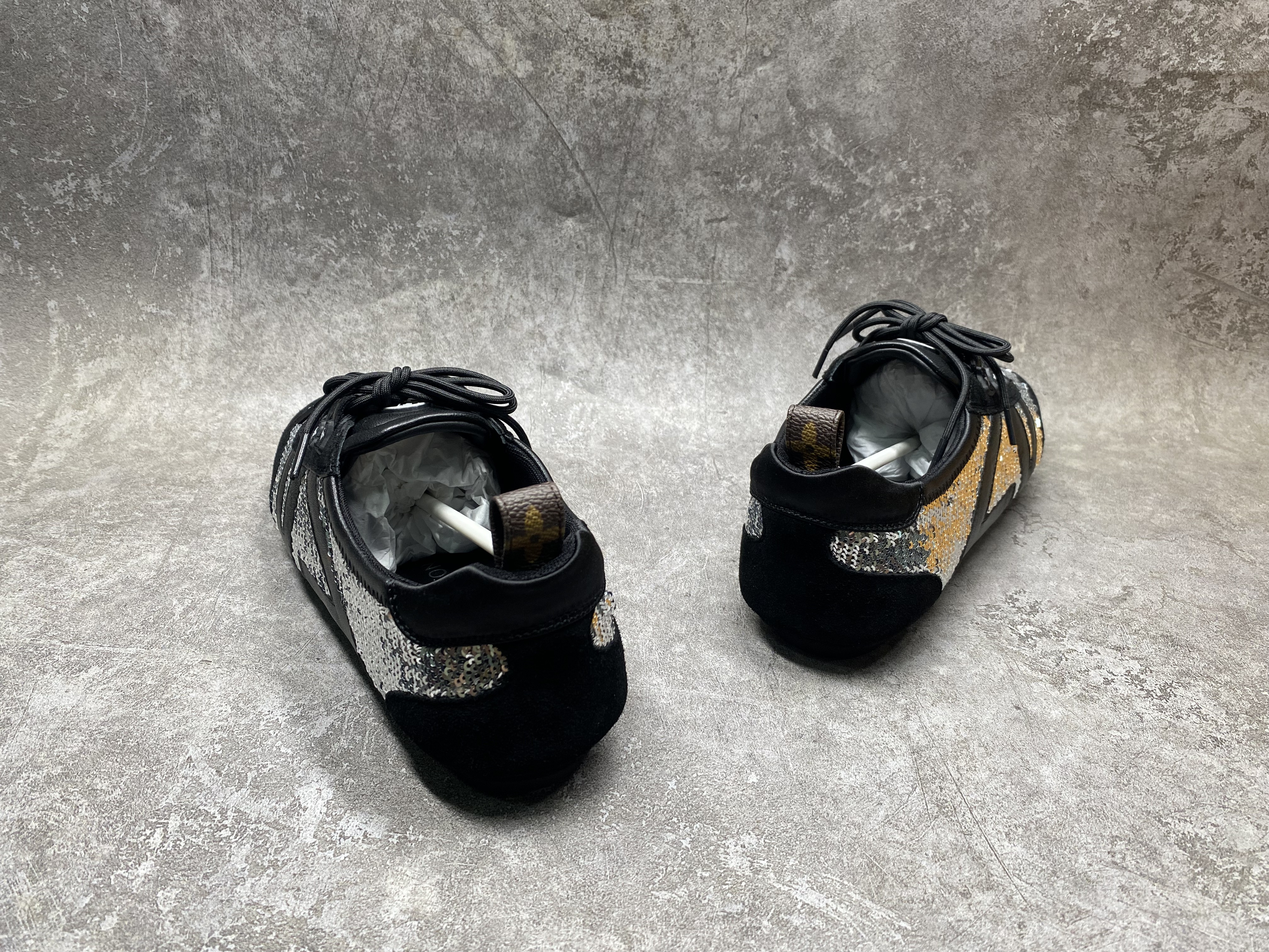 UA LV Sneaker