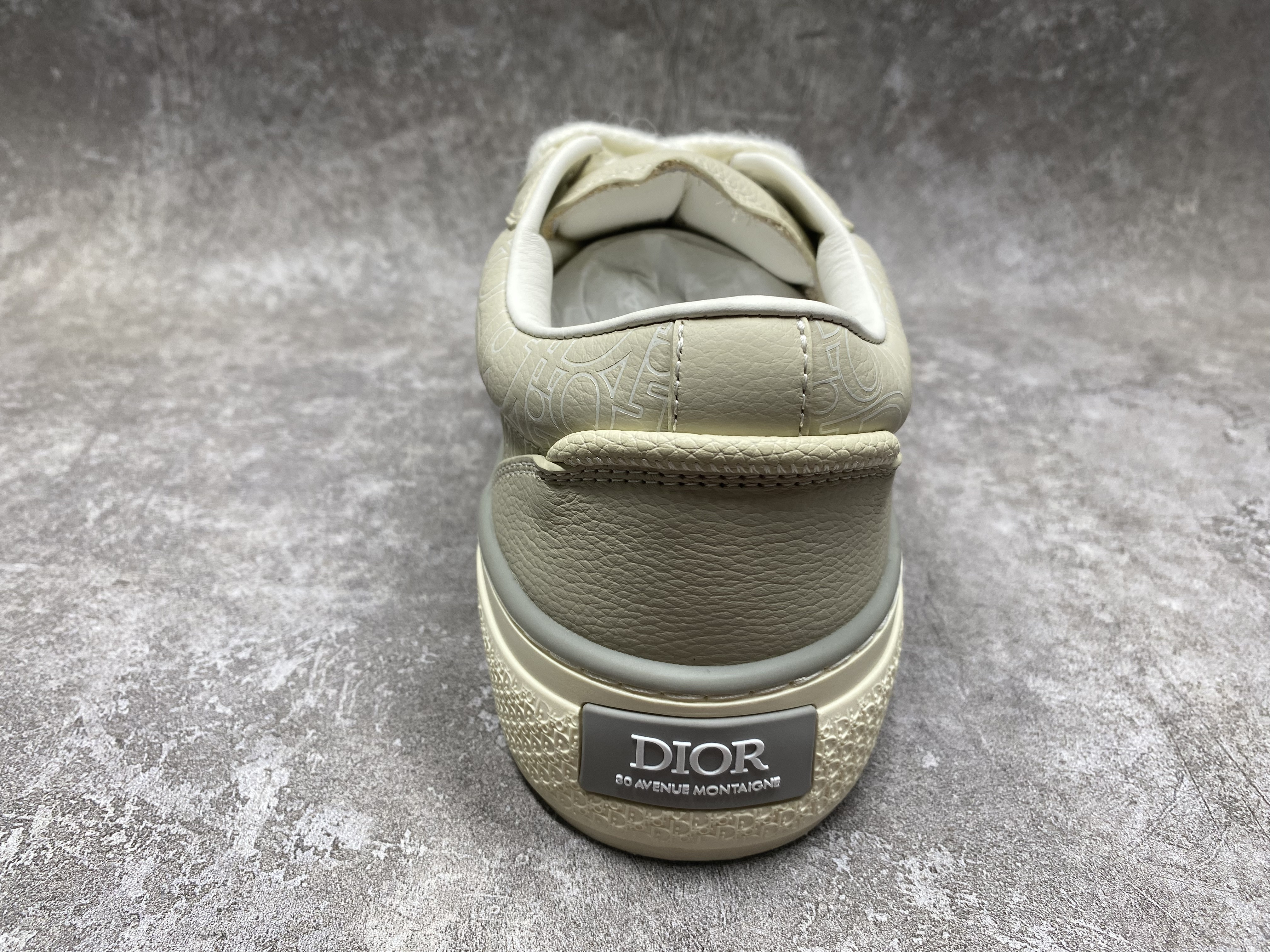 ua D*or b33 sneaker