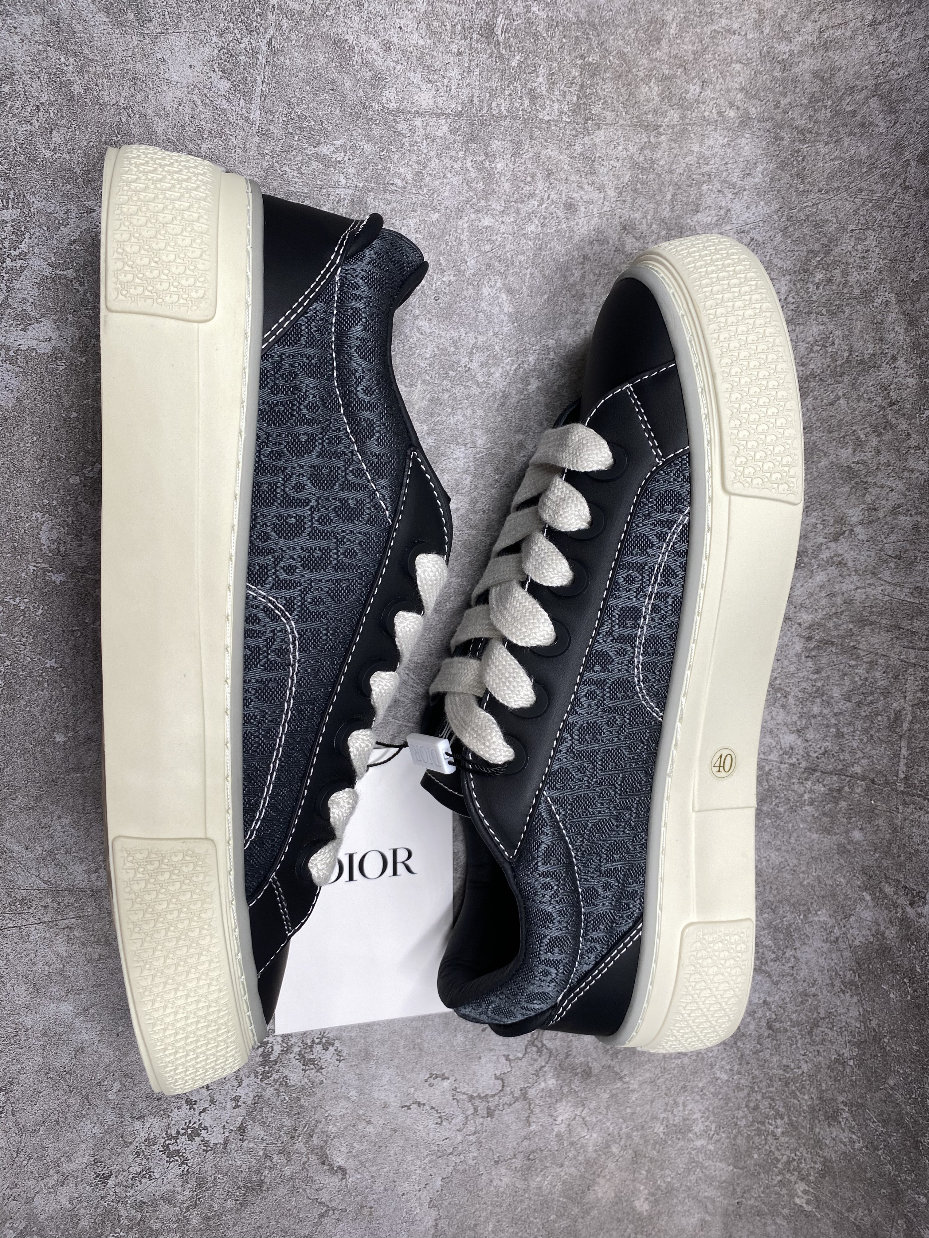 ua D*or b33 sneaker