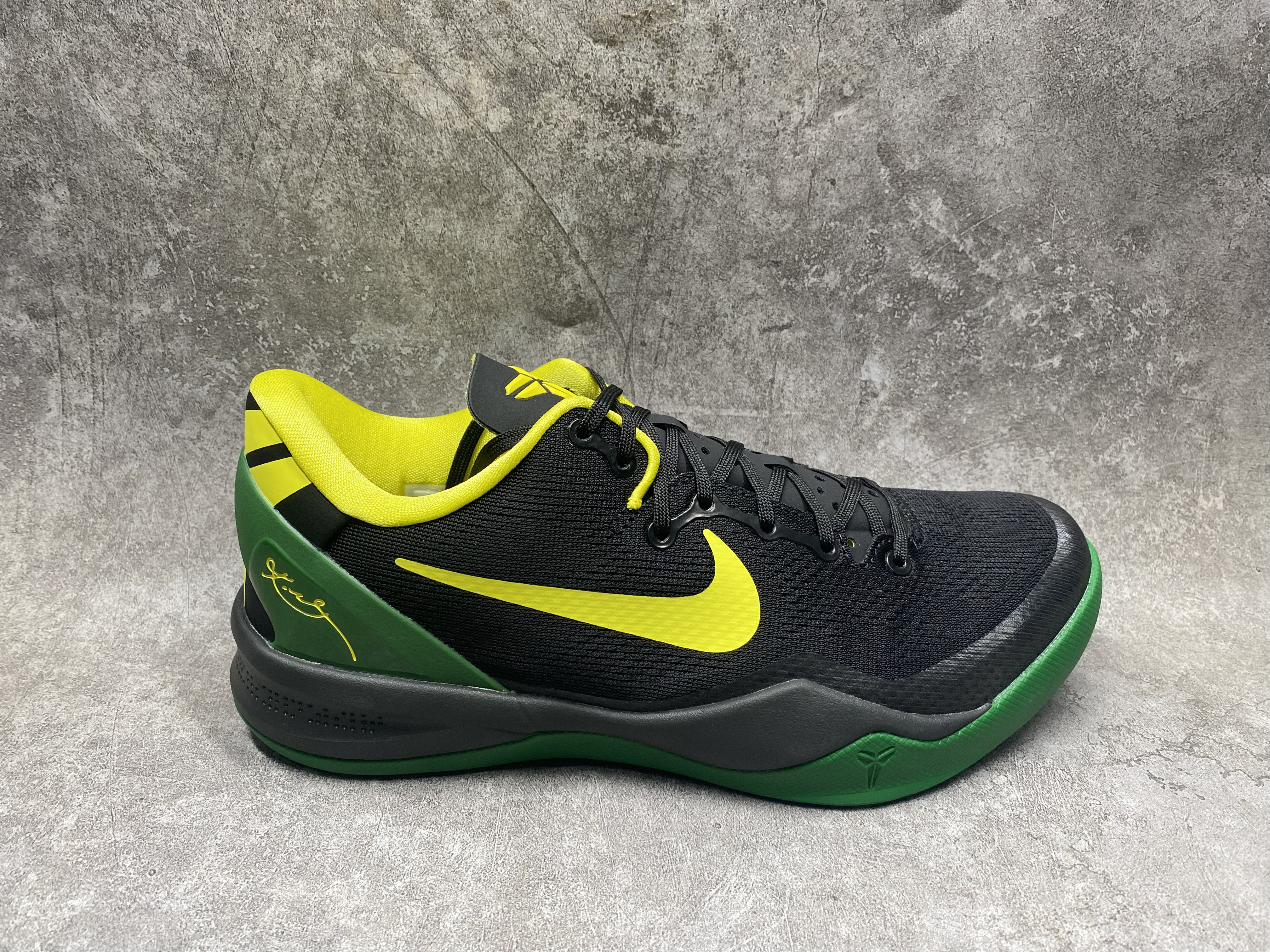 UA Nike Kobe 8 Protro