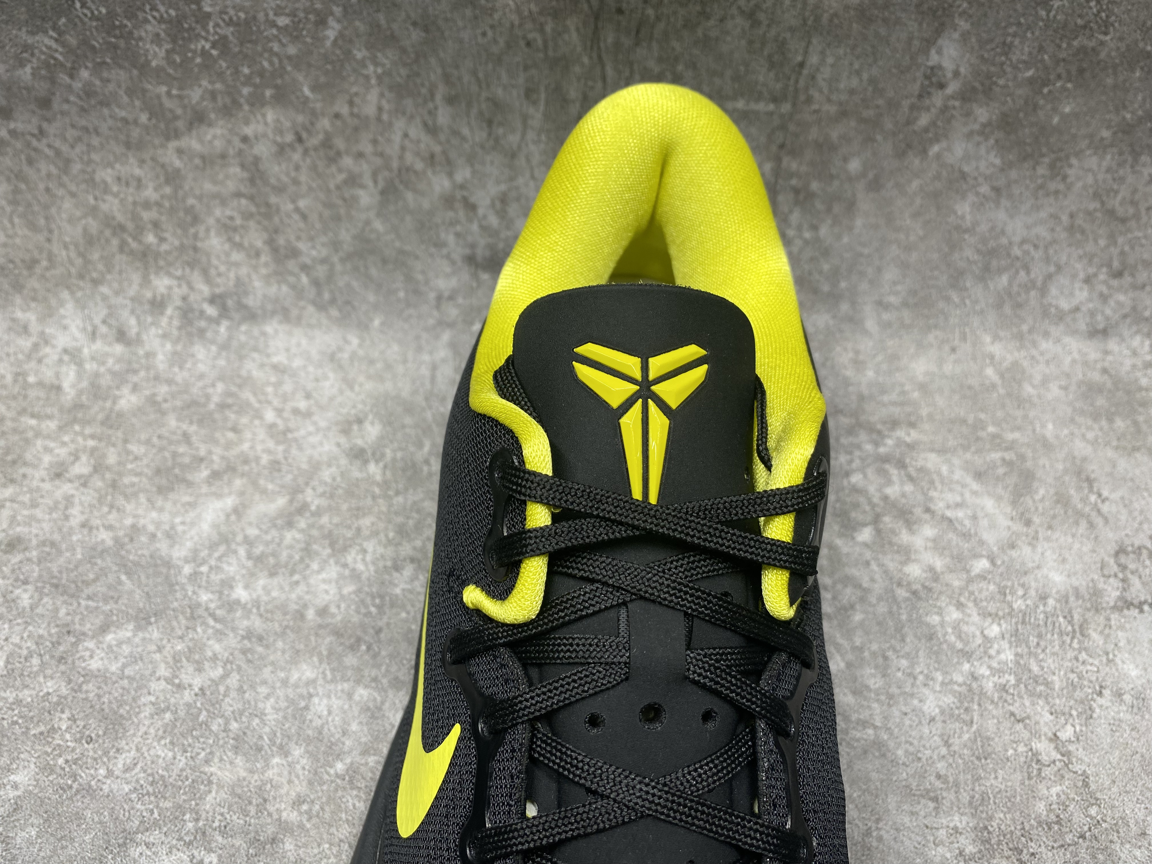 UA Nike Kobe 8 Protro