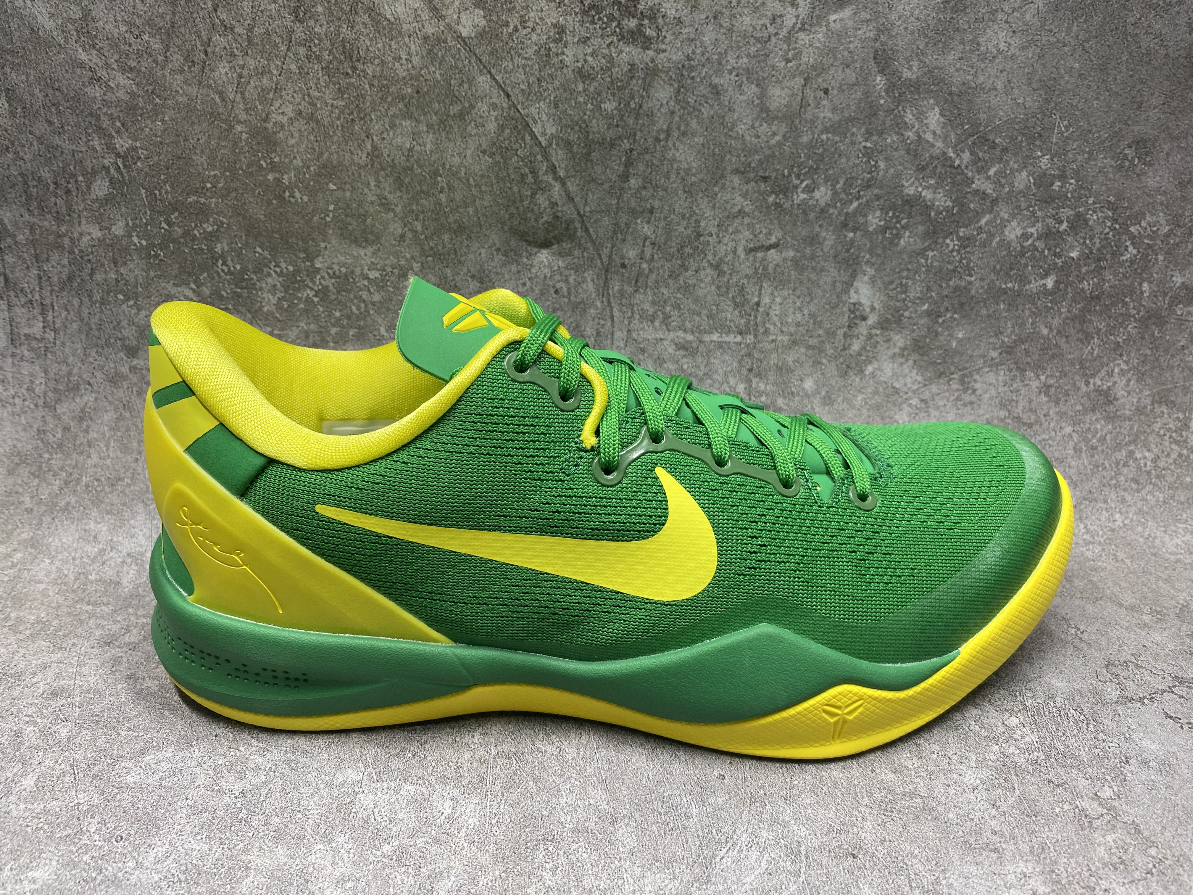 UA Nike Kobe 8 Protro