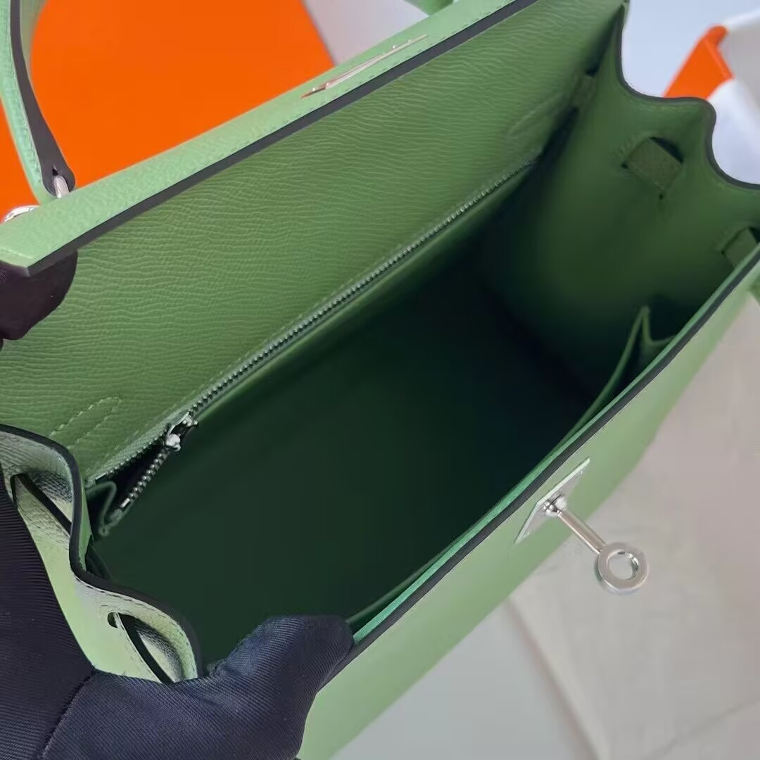 HERMÈS Kelly Silver-tone Hardware 28