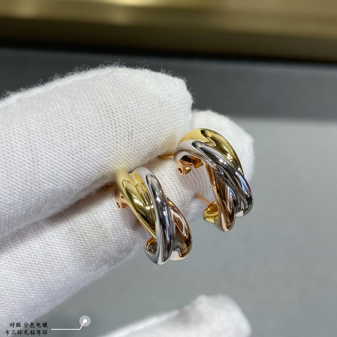 ca*t*er three-band Di*m*nd-free earrings