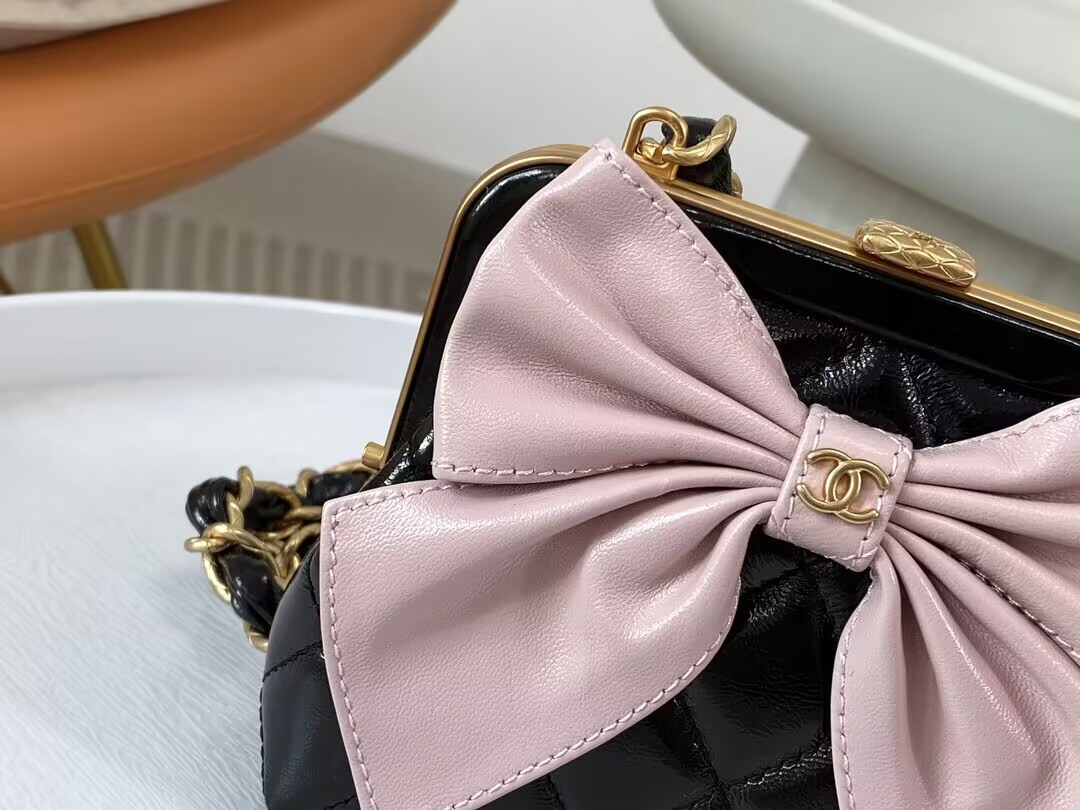 Ch*el clutch with chain 12 × 13 × 4 cm
