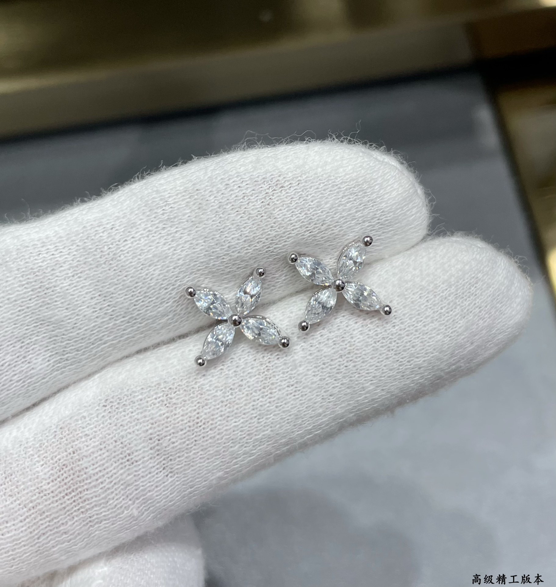 T*f*ny & co. marquise stud earrings ag925