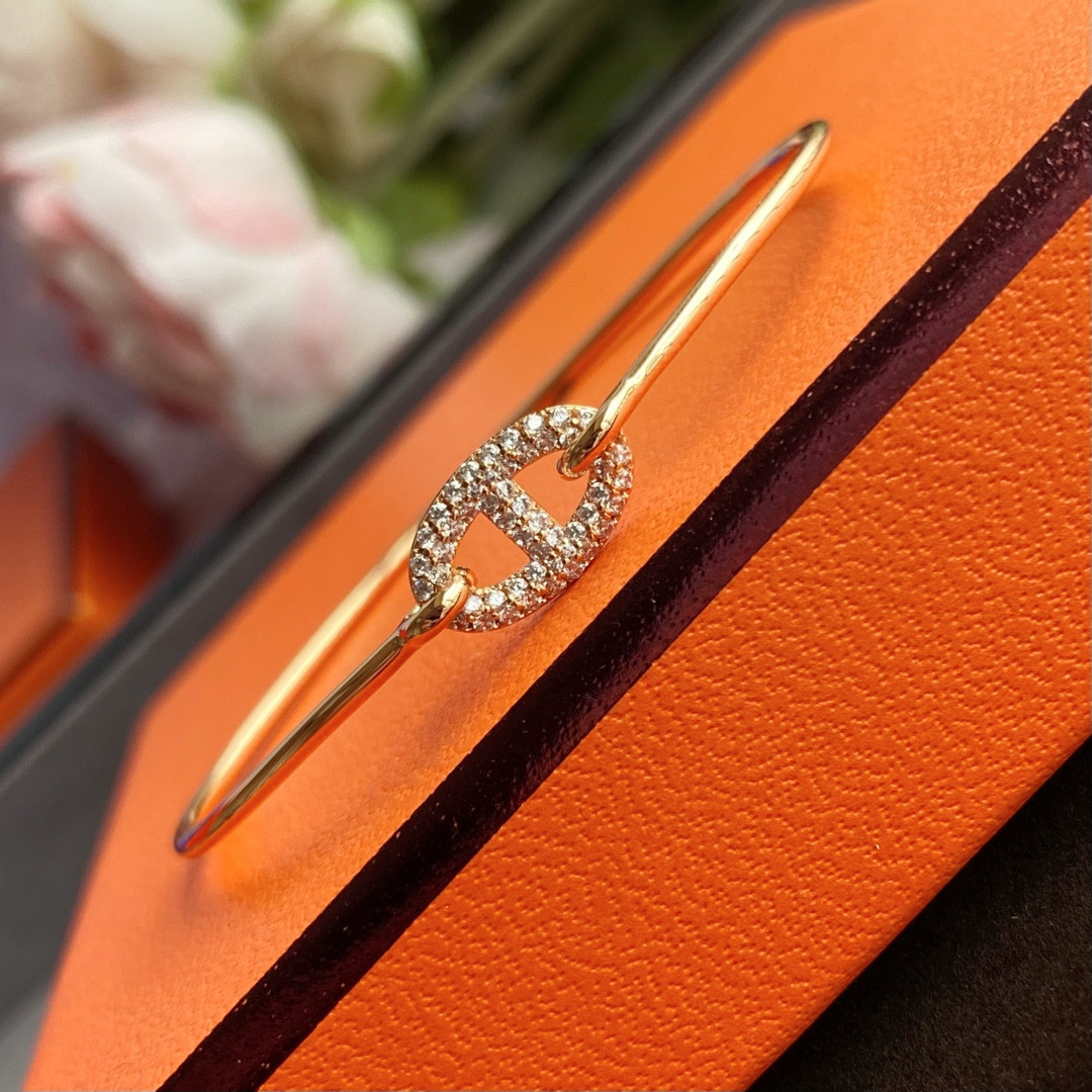 H**me5 thin tube di*m*nd pig nose bracelet