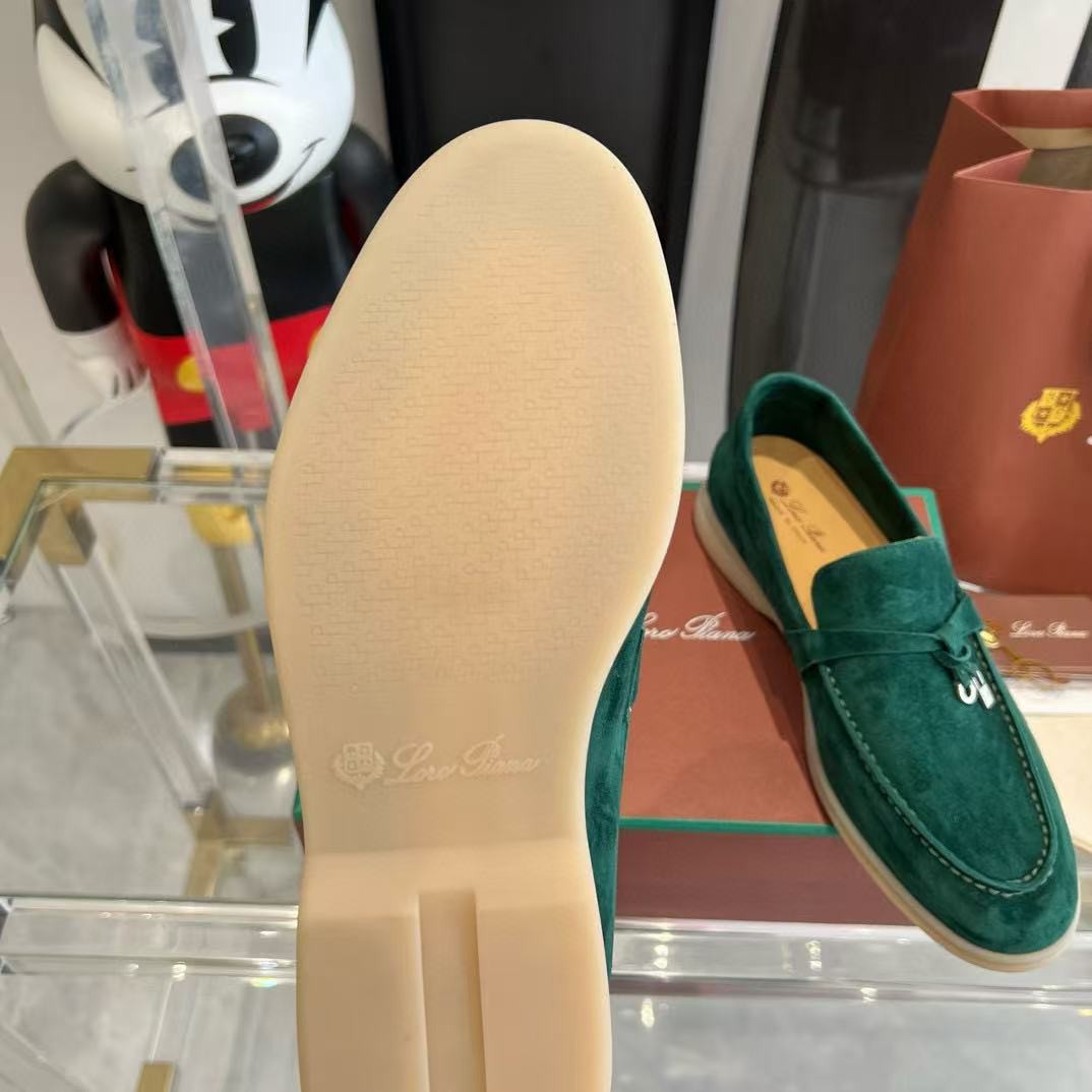 ua L**o p*ana summer charms walk loafers