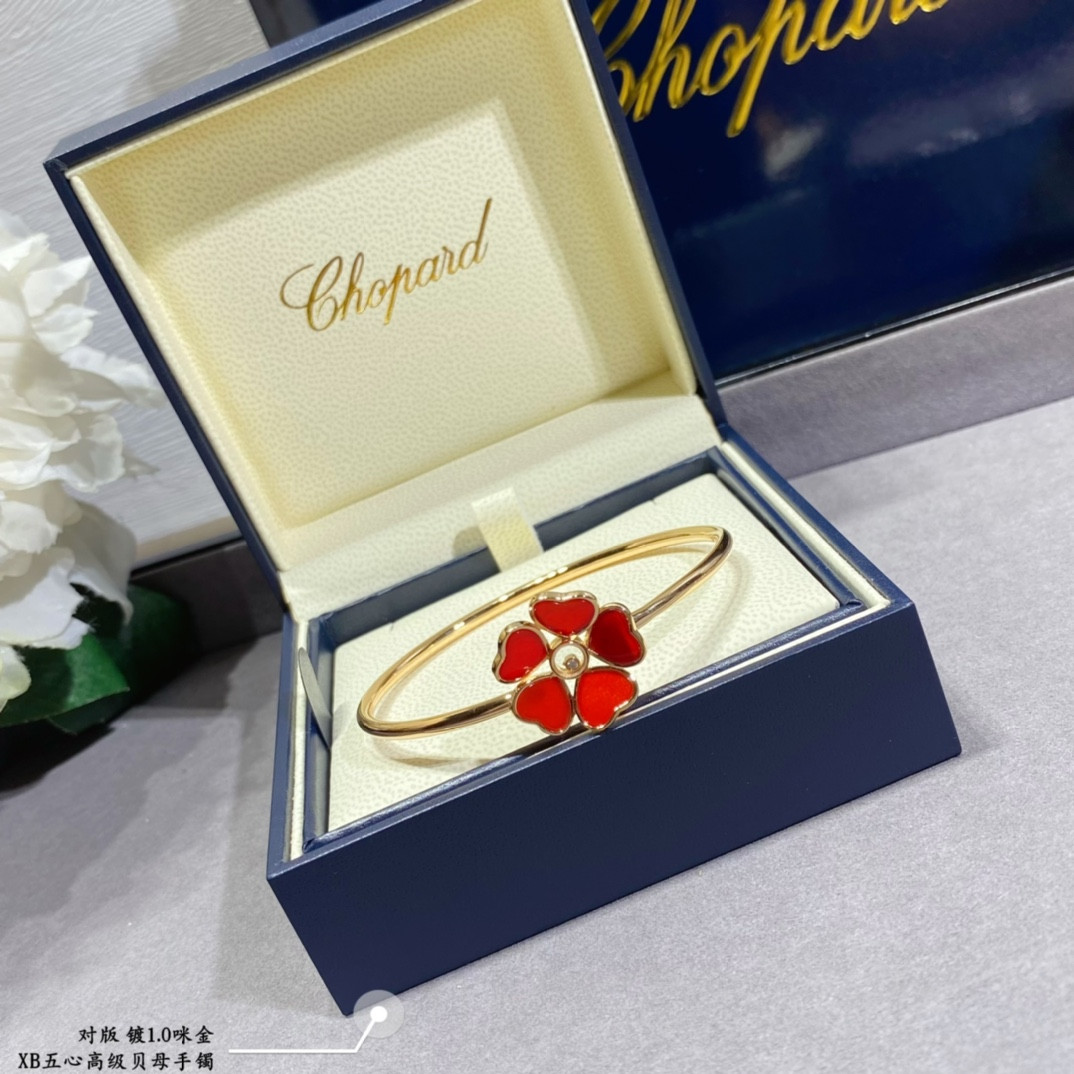 chopard five He**ts mother-of-pearl bracelet