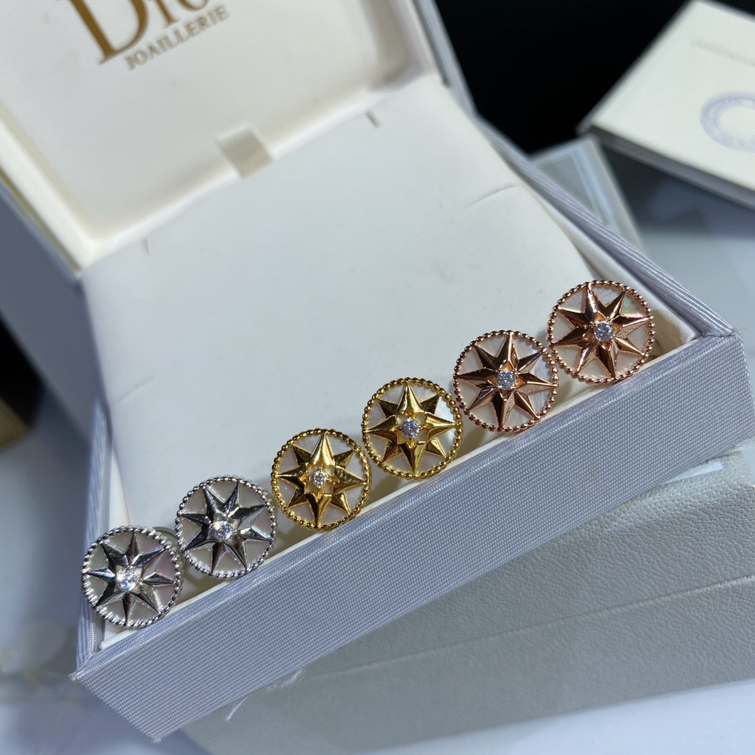 D*or compass stud earrings