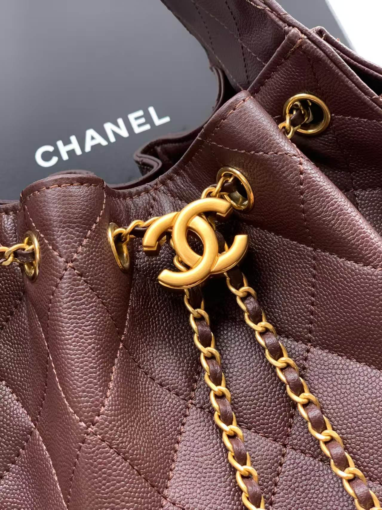 Ch*el 25c bucket bag 26x30x14cm