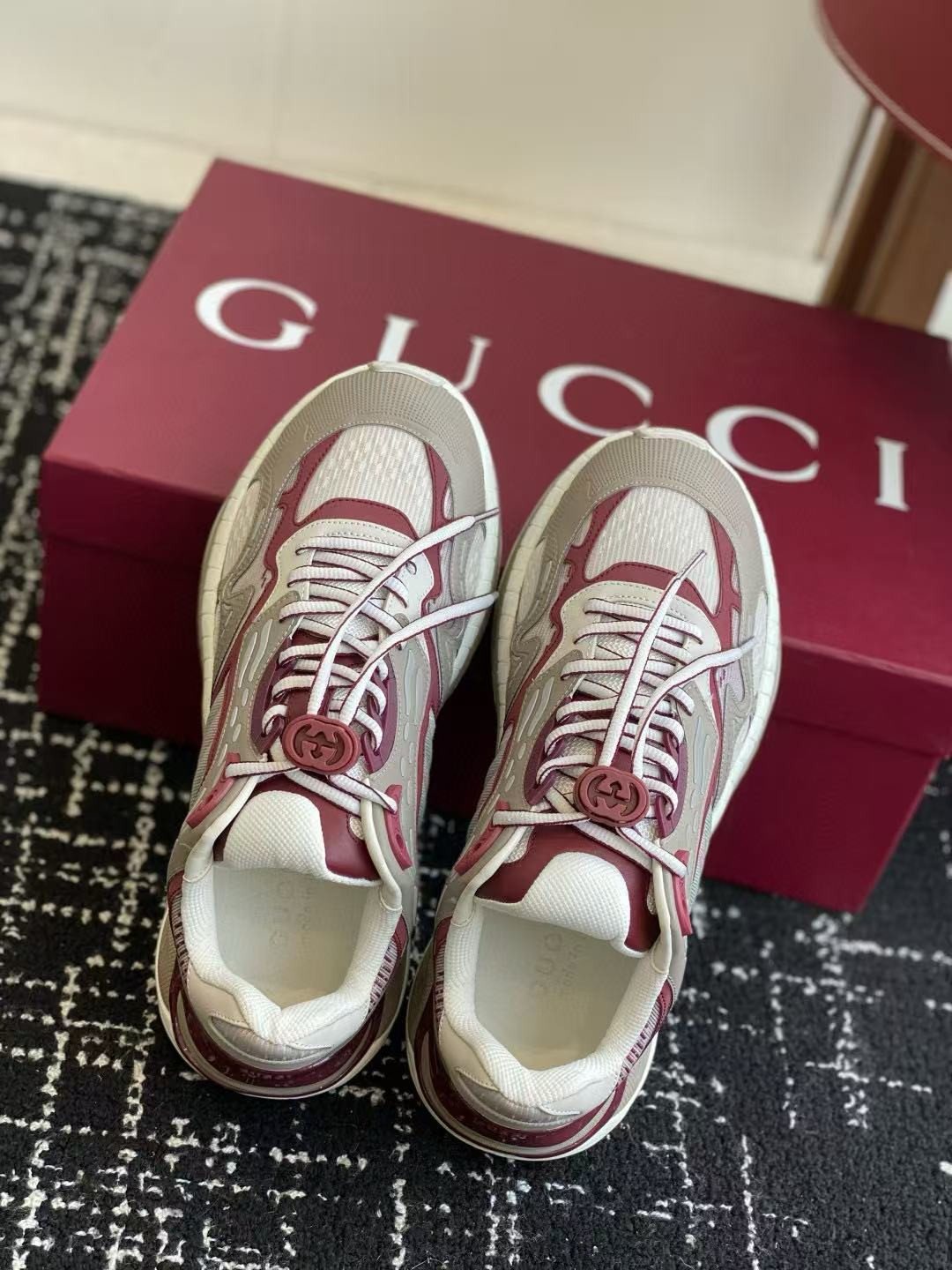 ua G*u*i 2.0 sneaker