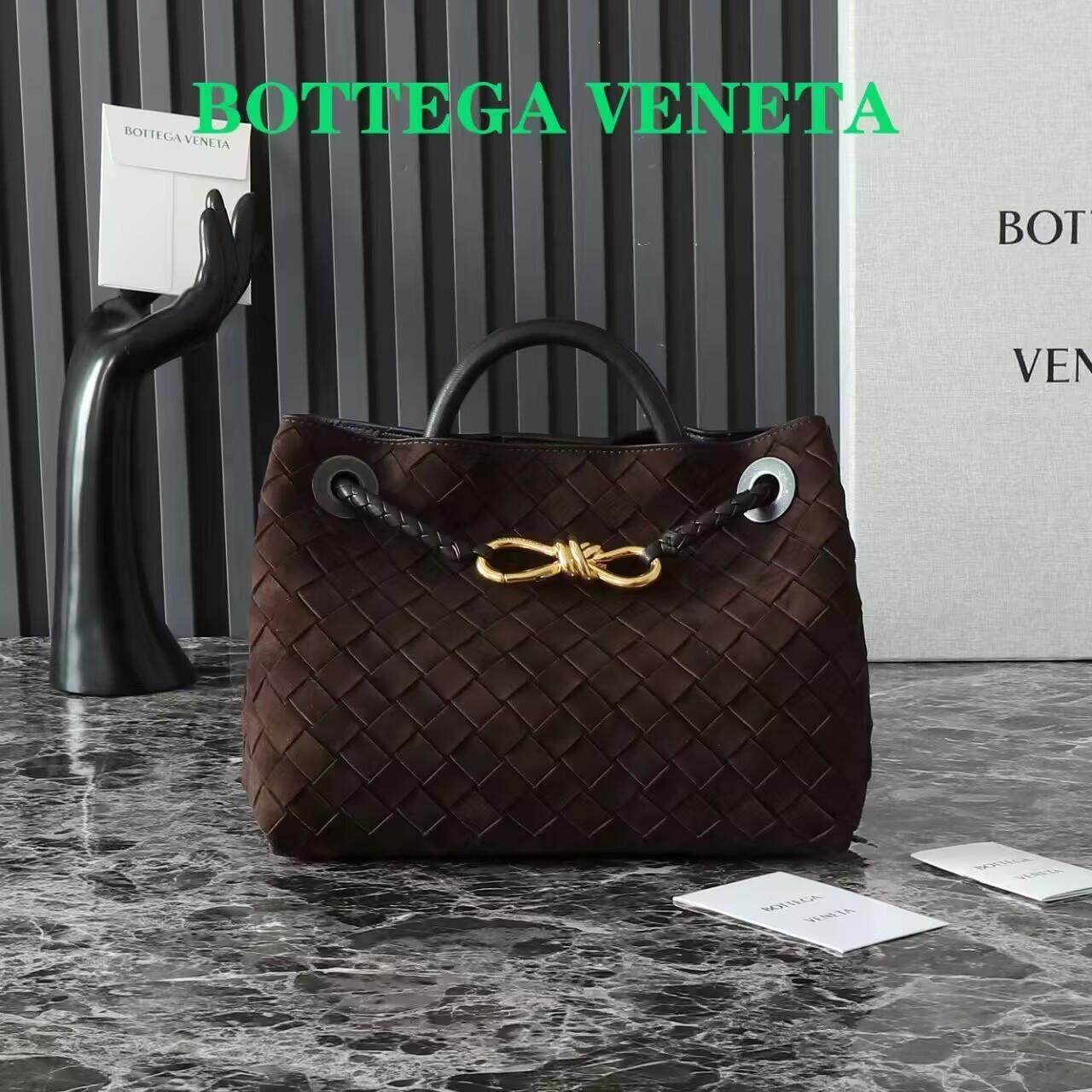 bo*te*ga Ve*ne*ta small andiamo 25x22x10.5cm