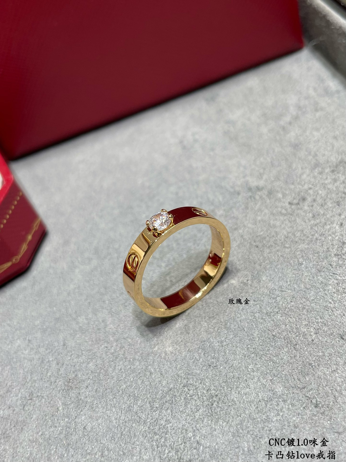 ca*t*er convex Di*m*nd love stud ring