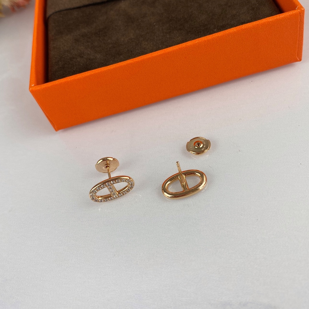 H**me5 fully di*m*nd-encrusted  h stud earrings