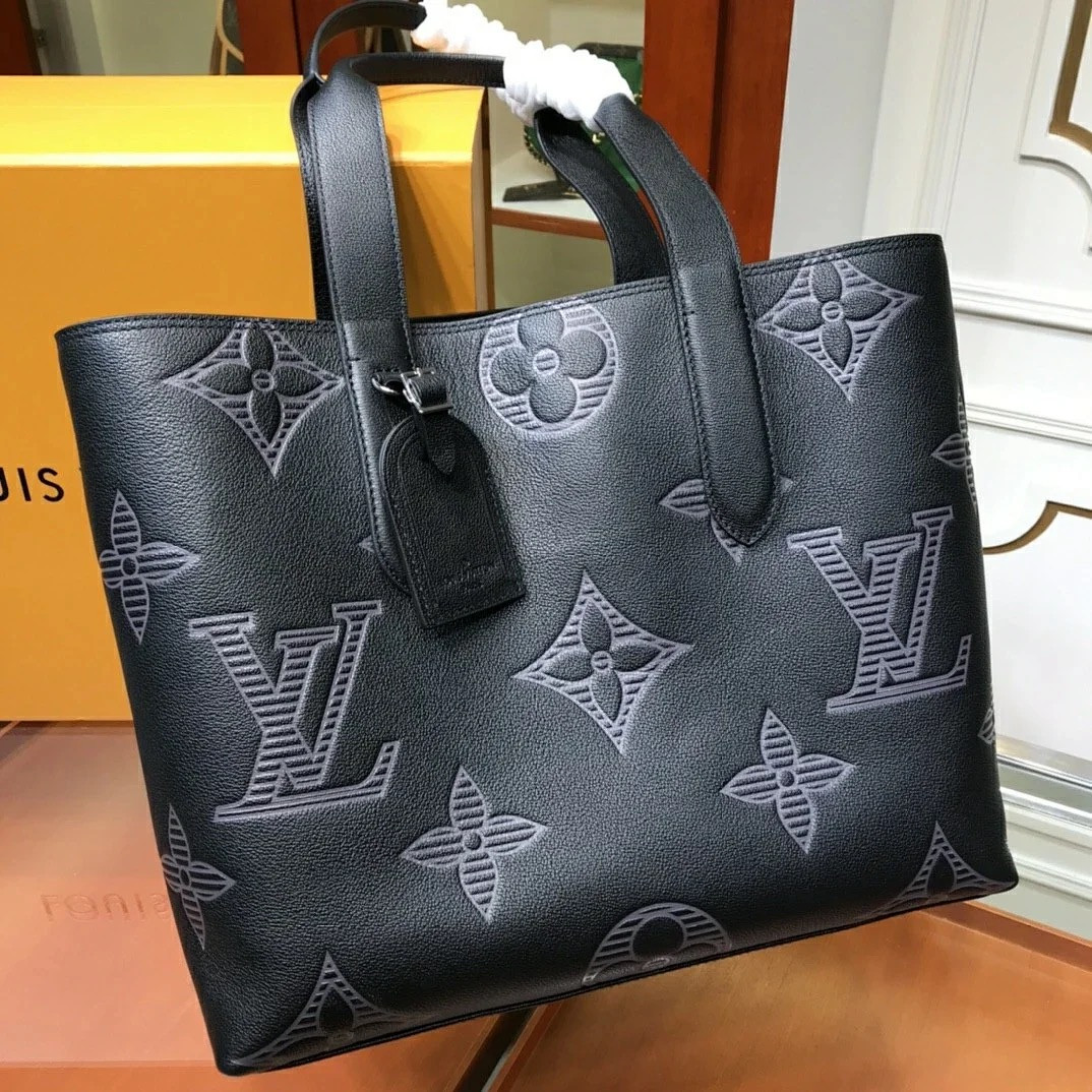 LV CABAS VOYAGE M57290