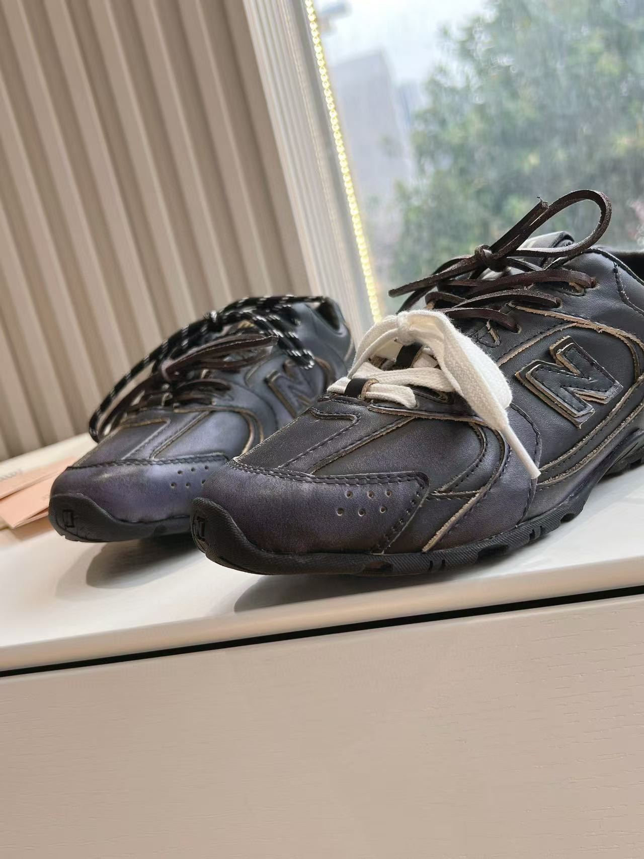 UA Miu Miu x New Balance 530 SL leather sneakers