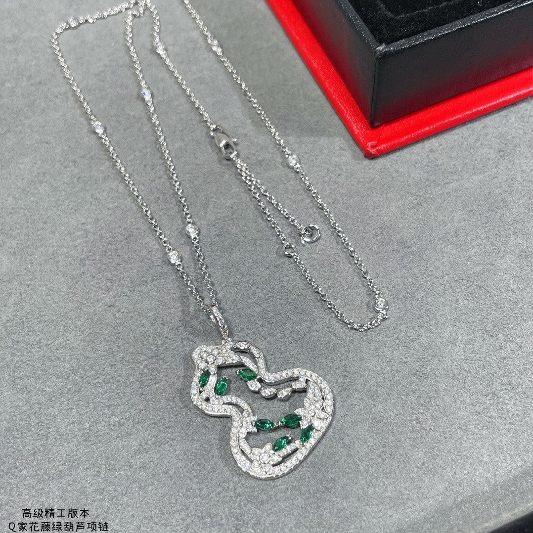 Qeelin Vine Gourd Necklace